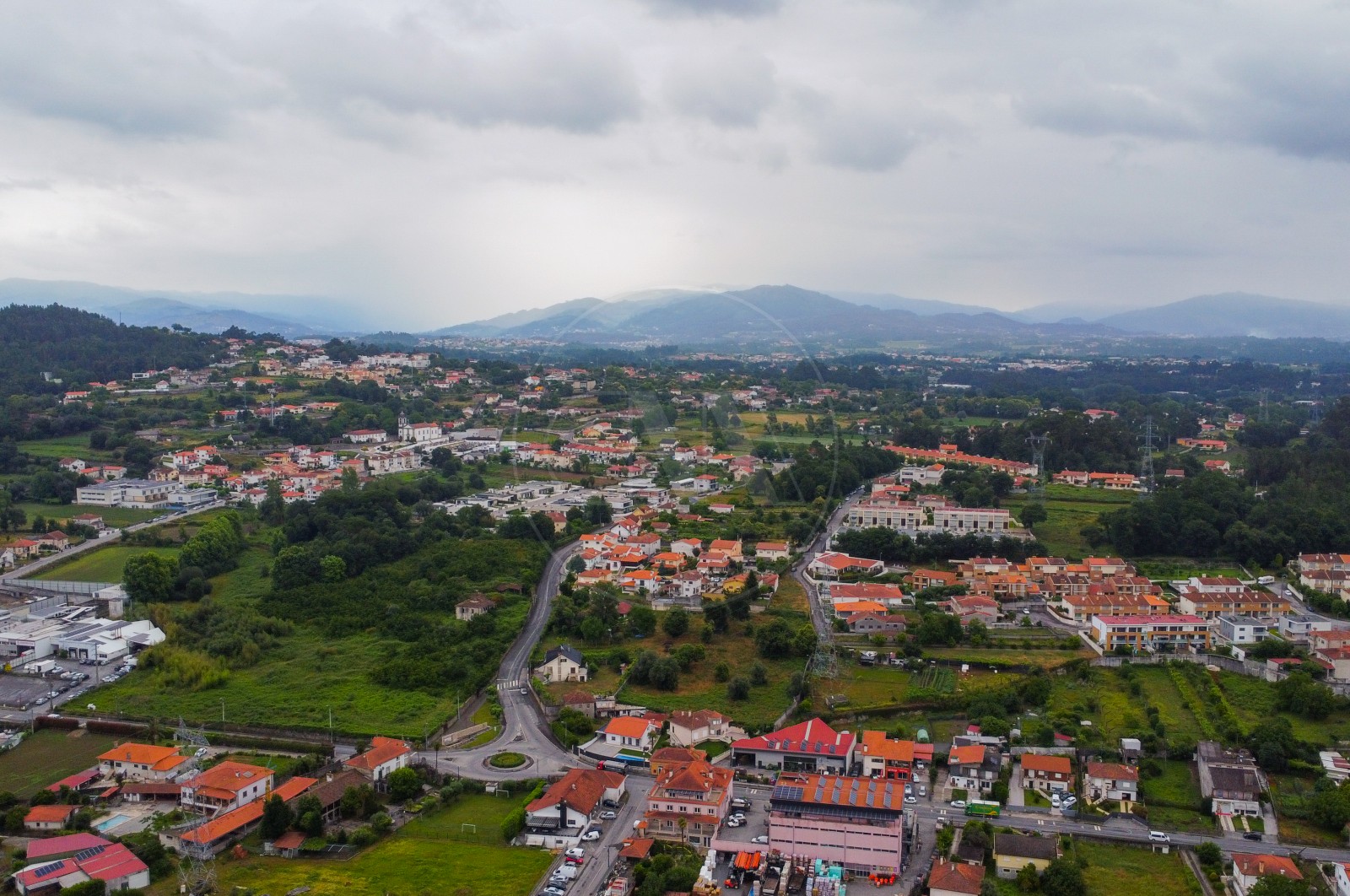 Terreno Urbano para Venda em Lage, Vila Verde, Braga - Área envolvente (Imagem 15)