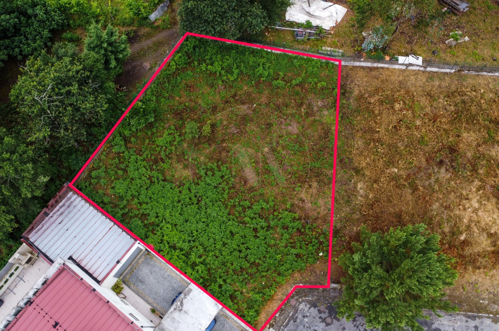 Terreno Urbano para Venda em Lage, Vila Verde, Braga - Terreno (Imagem 1)