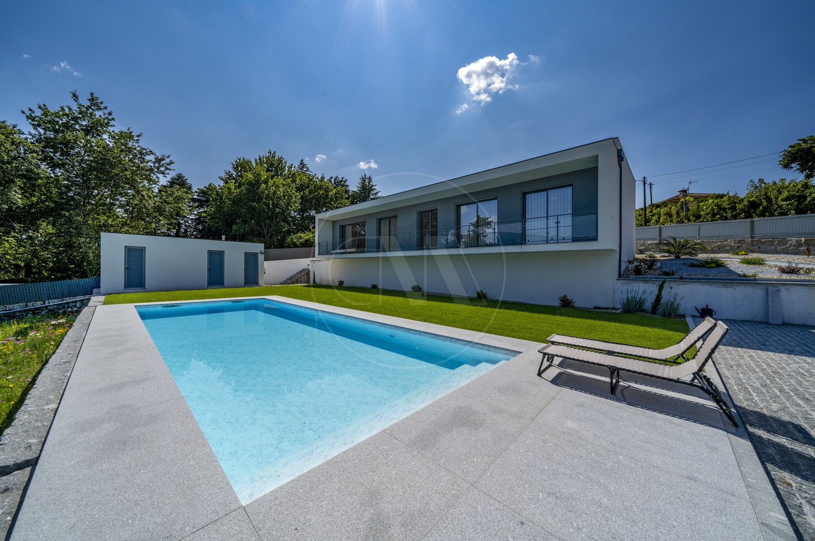 Moradia T3 para Venda em Póvoa de Lanhoso (Nossa Senhora do Amparo), Póvoa de Lanhoso, Braga - Fachada (Imagem 3)