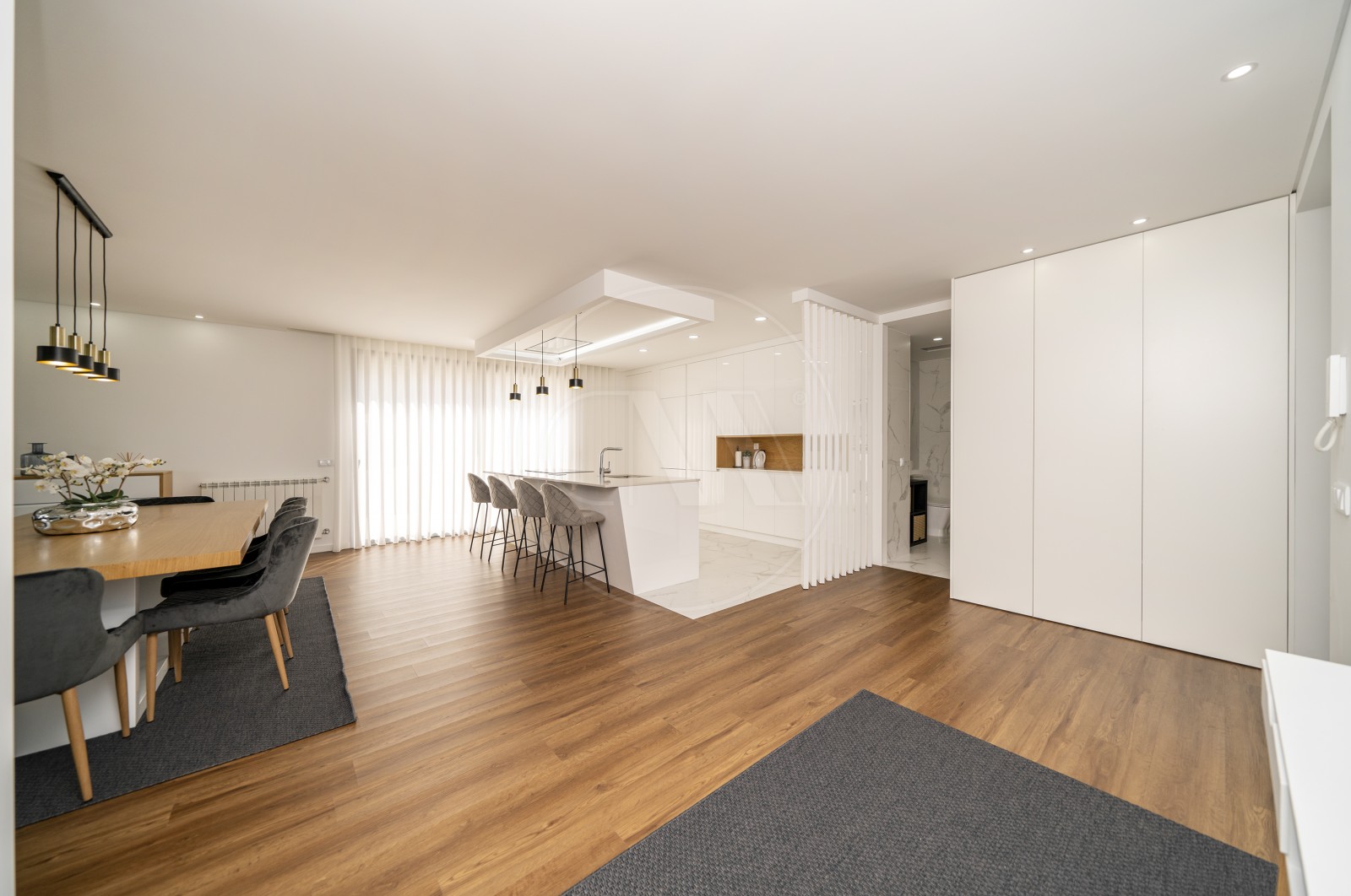 Moradia T3 para Venda em Póvoa de Lanhoso (Nossa Senhora do Amparo), Póvoa de Lanhoso, Braga - Cozinha (Imagem 2)