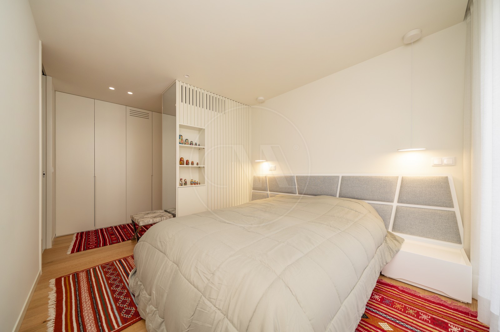 Apartment T4 for For sale in Vila Nova de Famalicão e Calendário, Vila Nova de Famalicão, Braga - Suite (Imagem 3)