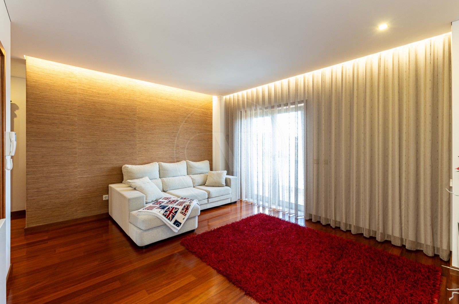 House T3 for For sale in Torrados e Sousa, Felgueiras, Porto - Sala (Imagem 6)