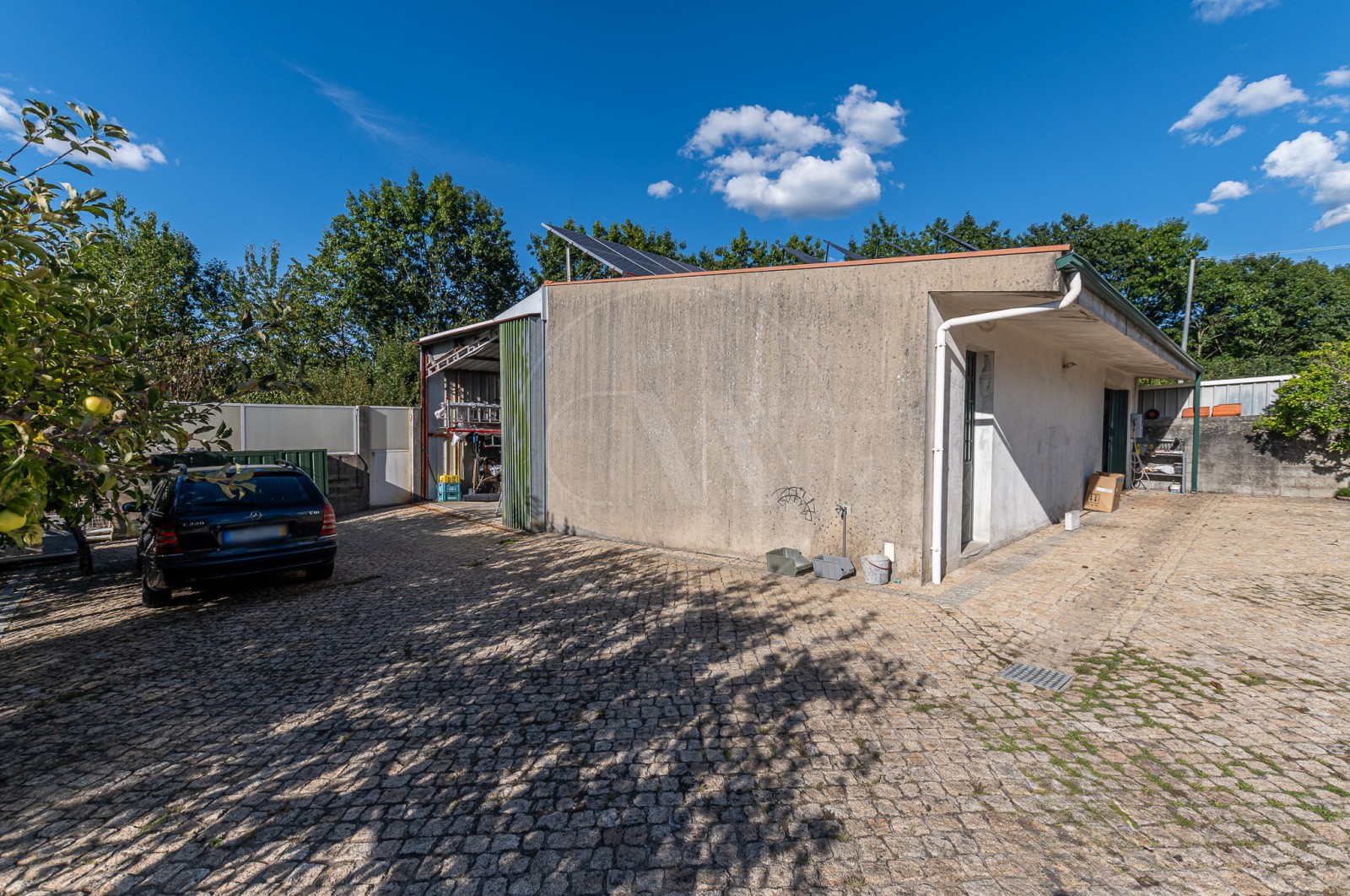 House T3 for For sale in Torrados e Sousa, Felgueiras, Porto - Arrecadação/Anexo (Imagem 1)