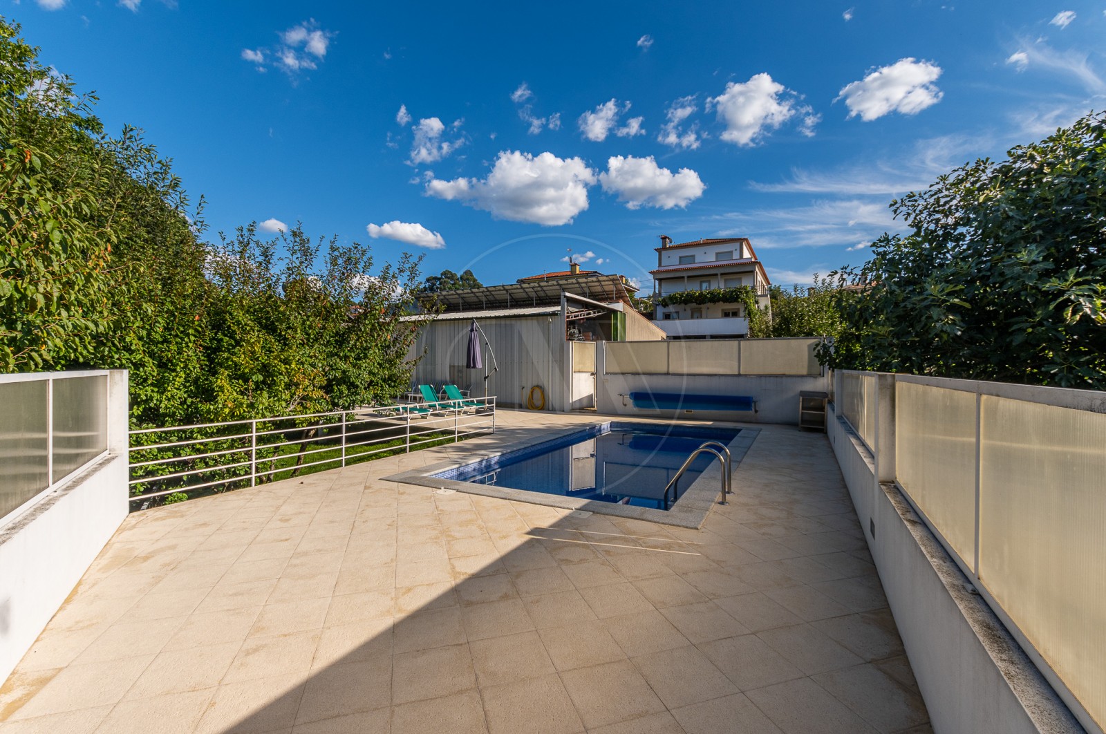 House T3 for For sale in Torrados e Sousa, Felgueiras, Porto - Piscina (Imagem 3)