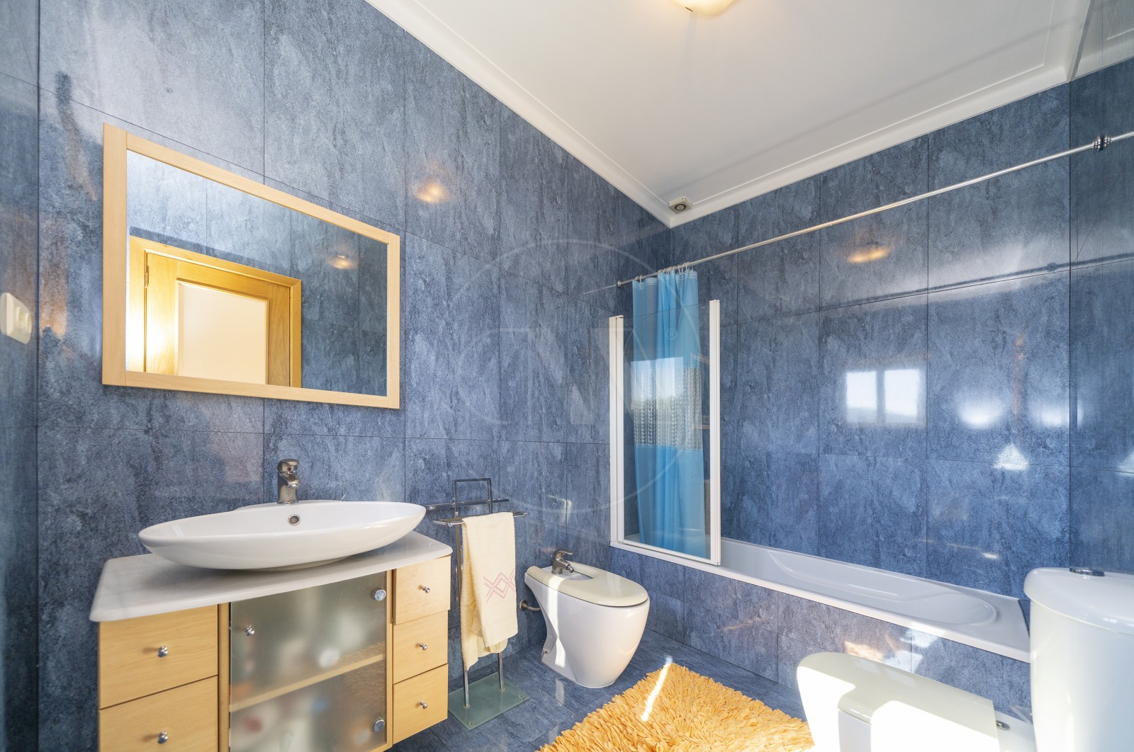 Moradia T8 para Venda em Palmeira, Braga, Braga - Casa de banho (Imagem 4)