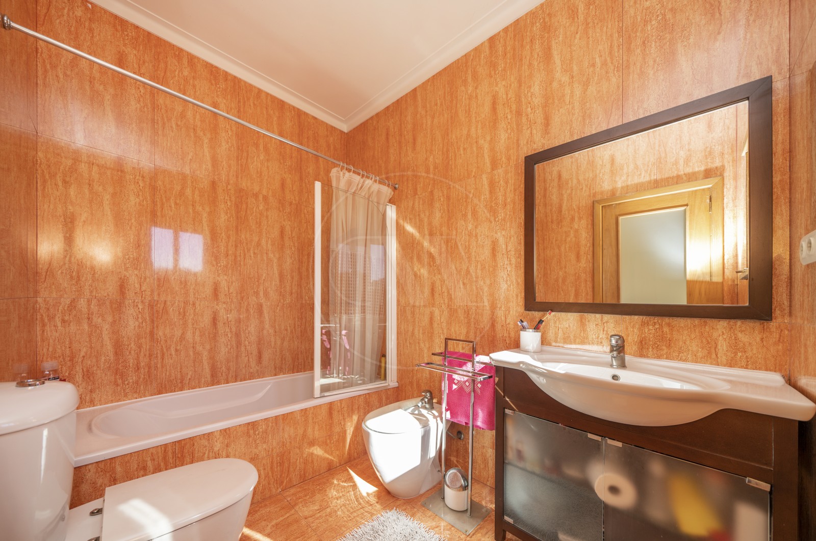 Moradia T8 para Venda em Palmeira, Braga, Braga - Casa de banho (Imagem 5)