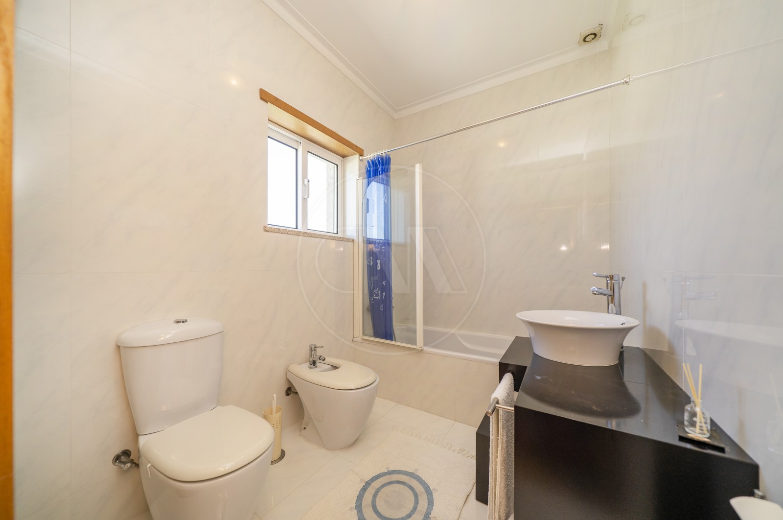 Moradia T8 para Venda em Palmeira, Braga, Braga - Casa de banho (Imagem 6)