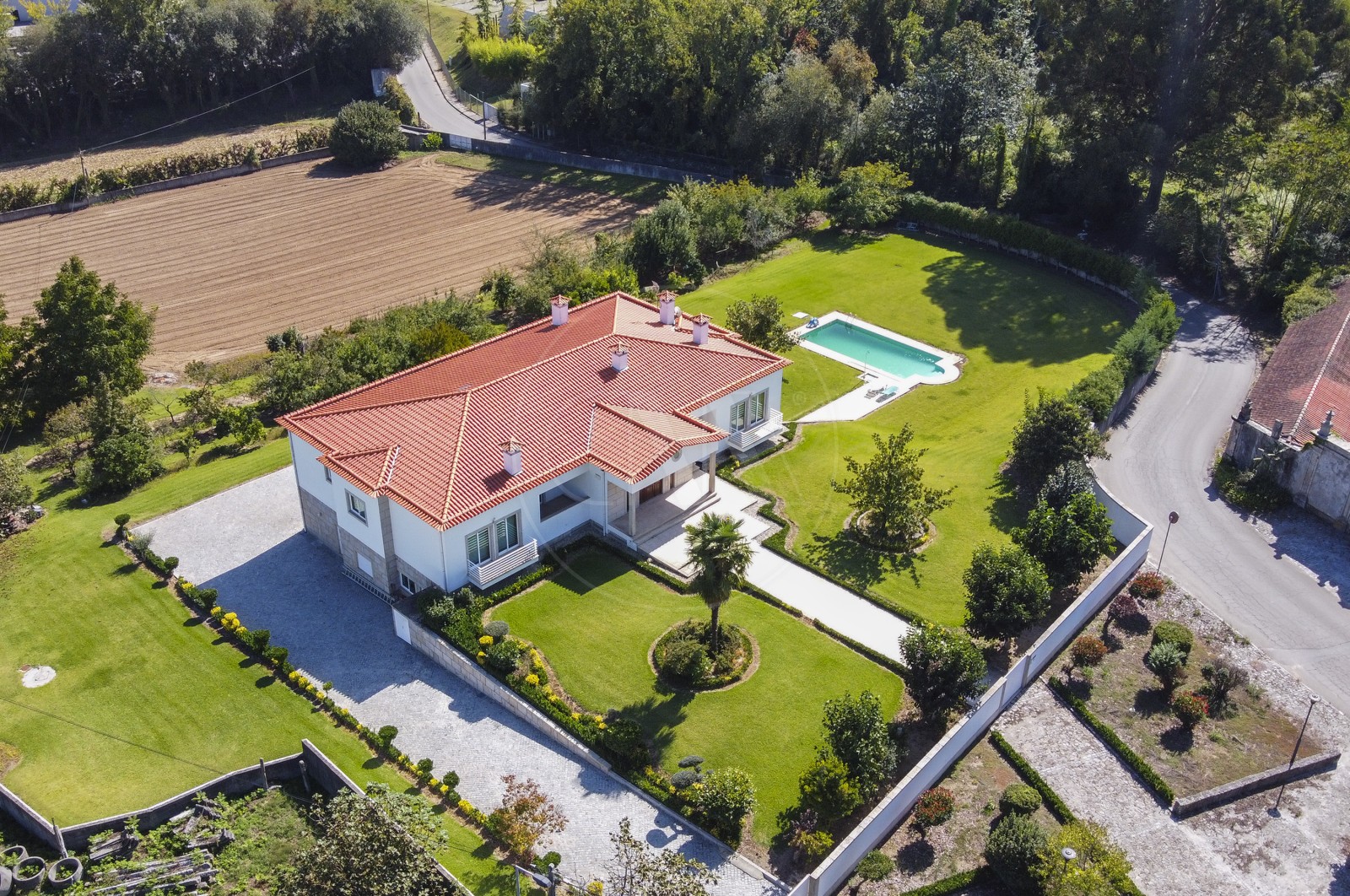 Moradia T8 para Venda em Palmeira, Braga, Braga - Área envolvente (Imagem 2)