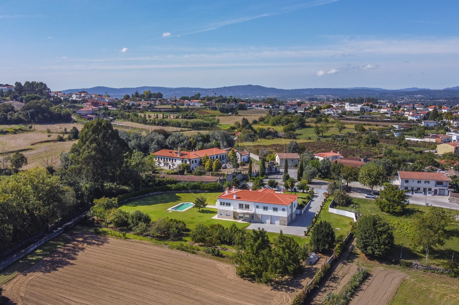 Moradia T8 para Venda em Palmeira, Braga, Braga - Área envolvente (Imagem 3)