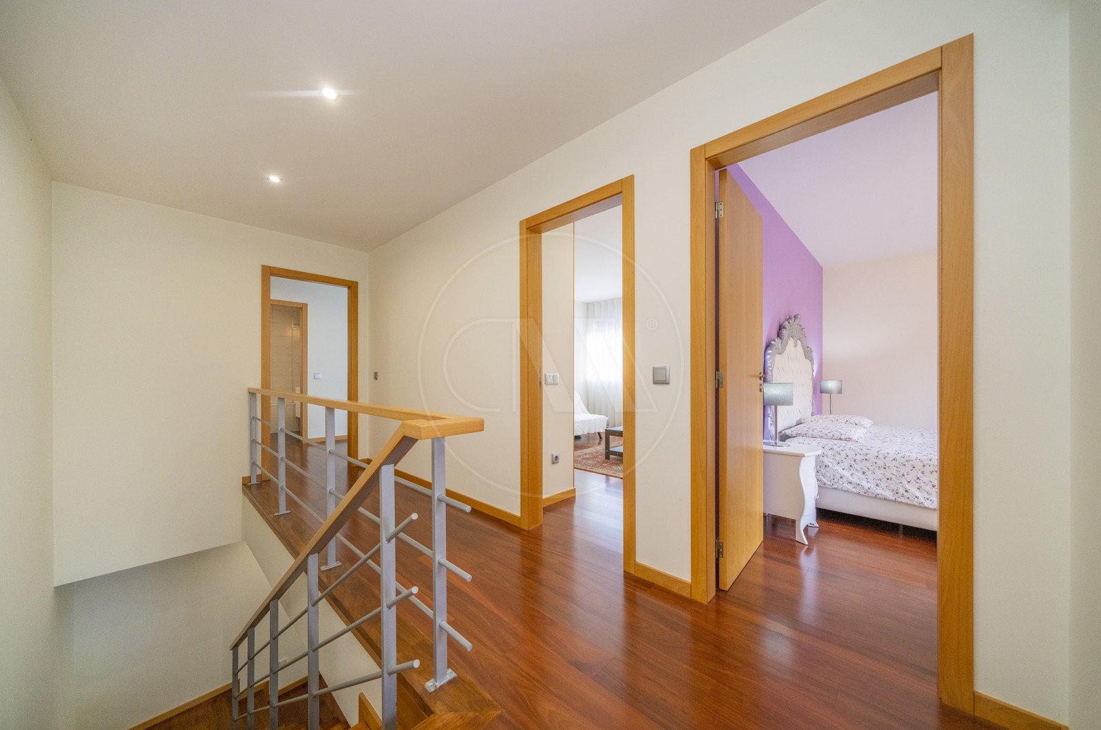 Moradia T3 para Venda em Lamas, Braga, Braga - Corredor (Imagem 1)