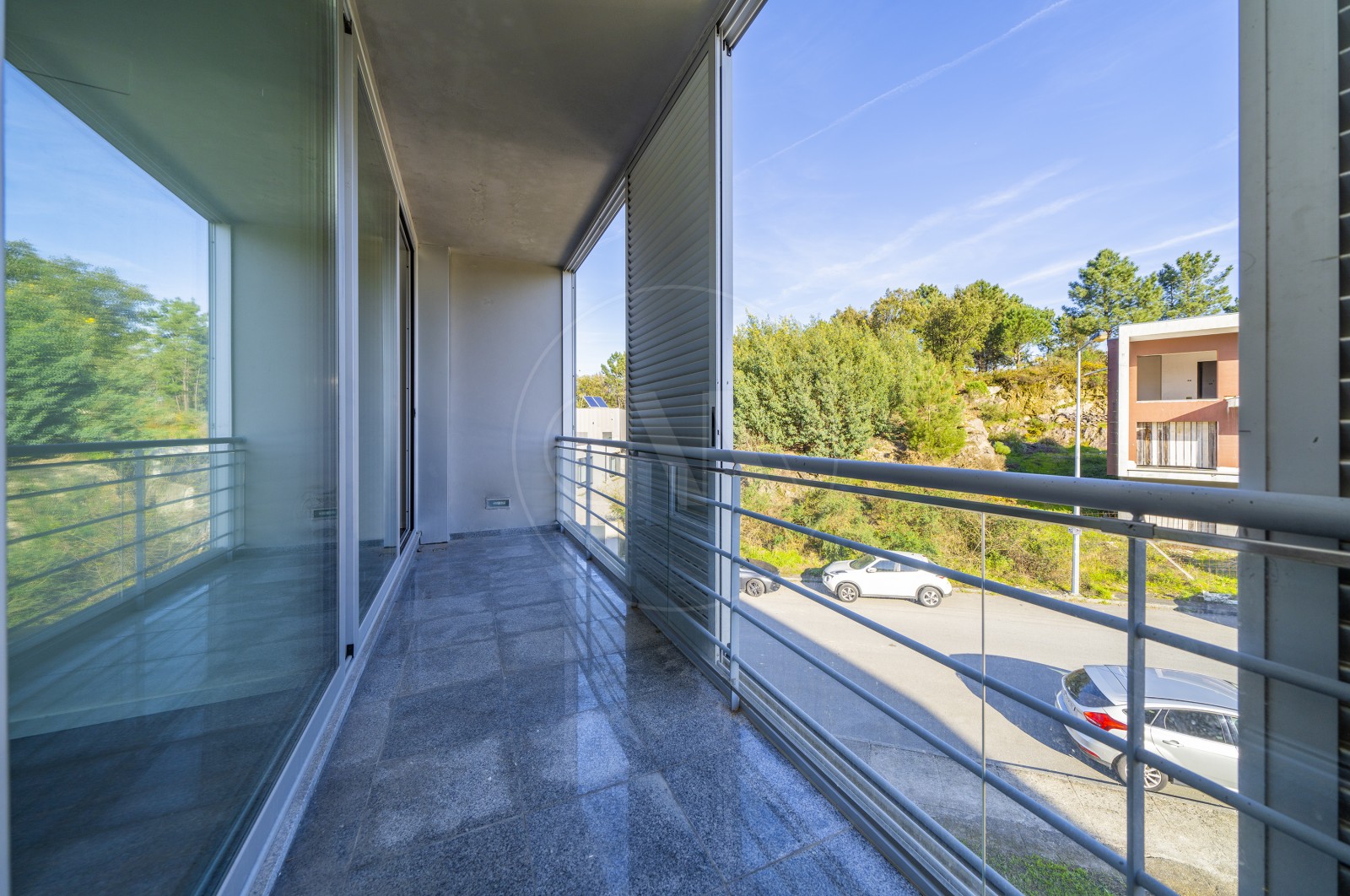 Apartamento T3 para Venda em Gualtar, Braga, Braga - Varanda (Imagem 5)