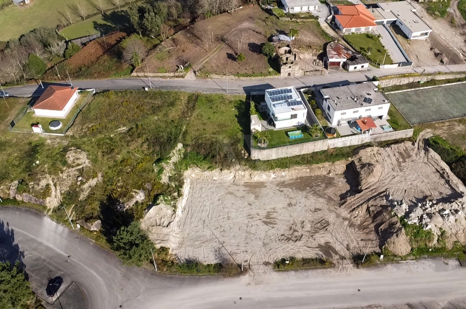 Terreno Urbano para Venda em Monsul, Póvoa de Lanhoso, Braga - Área envolvente (Imagem 6)