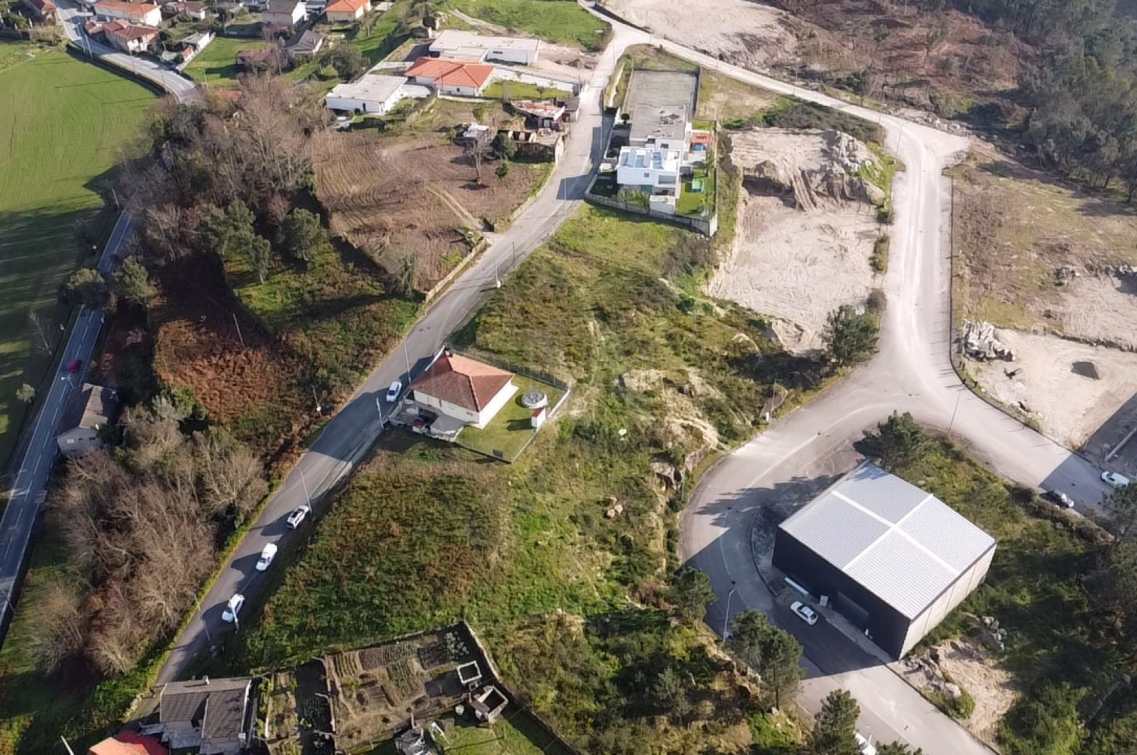 Terreno Urbano para Venda em Monsul, Póvoa de Lanhoso, Braga - Área envolvente (Imagem 14)