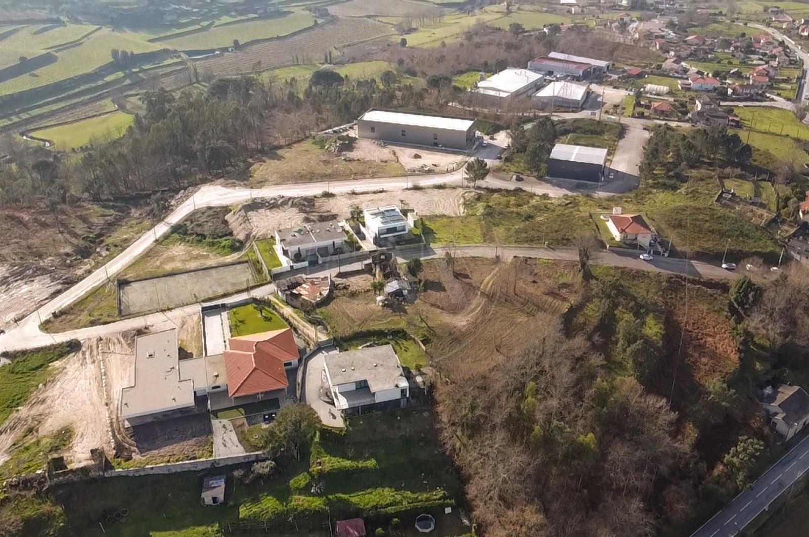 Terreno Industrial para Venda em Monsul, Póvoa de Lanhoso, Braga - Área envolvente (Imagem 16)