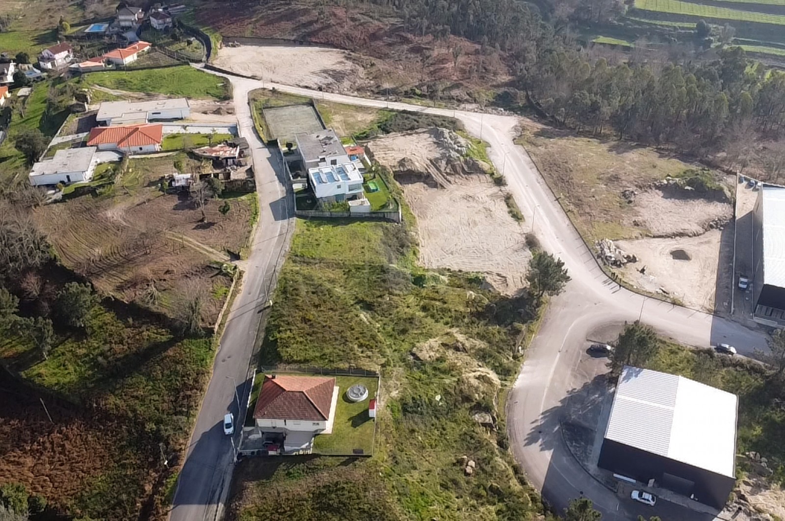 Terreno Industrial para Venda em Monsul, Póvoa de Lanhoso, Braga - Área envolvente (Imagem 9)