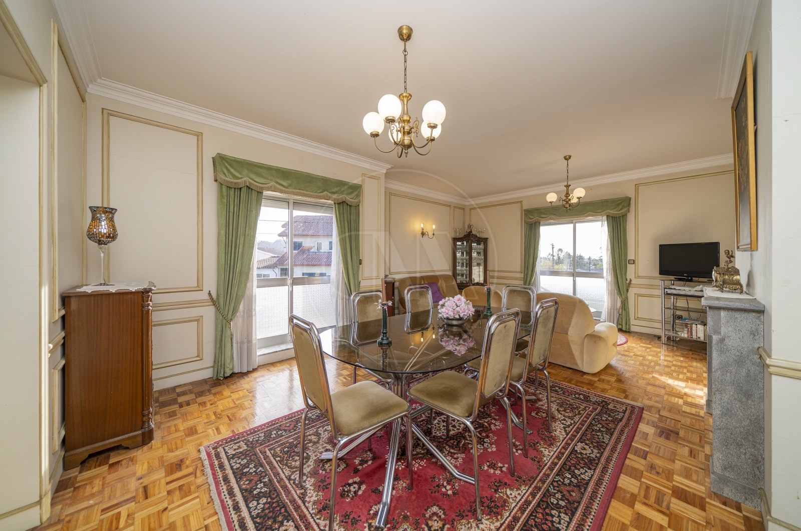 Moradia T6 para Venda em Sequeira, Braga, Braga - Sala (Imagem 4)