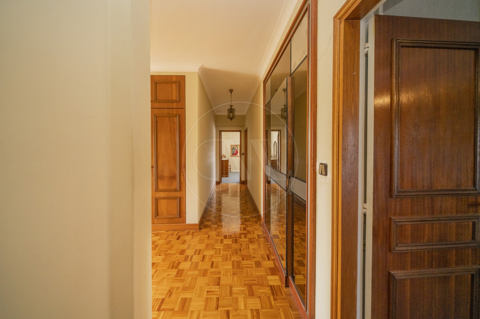 Moradia T6 para Venda em Sequeira, Braga, Braga - Corredor (Imagem 2)