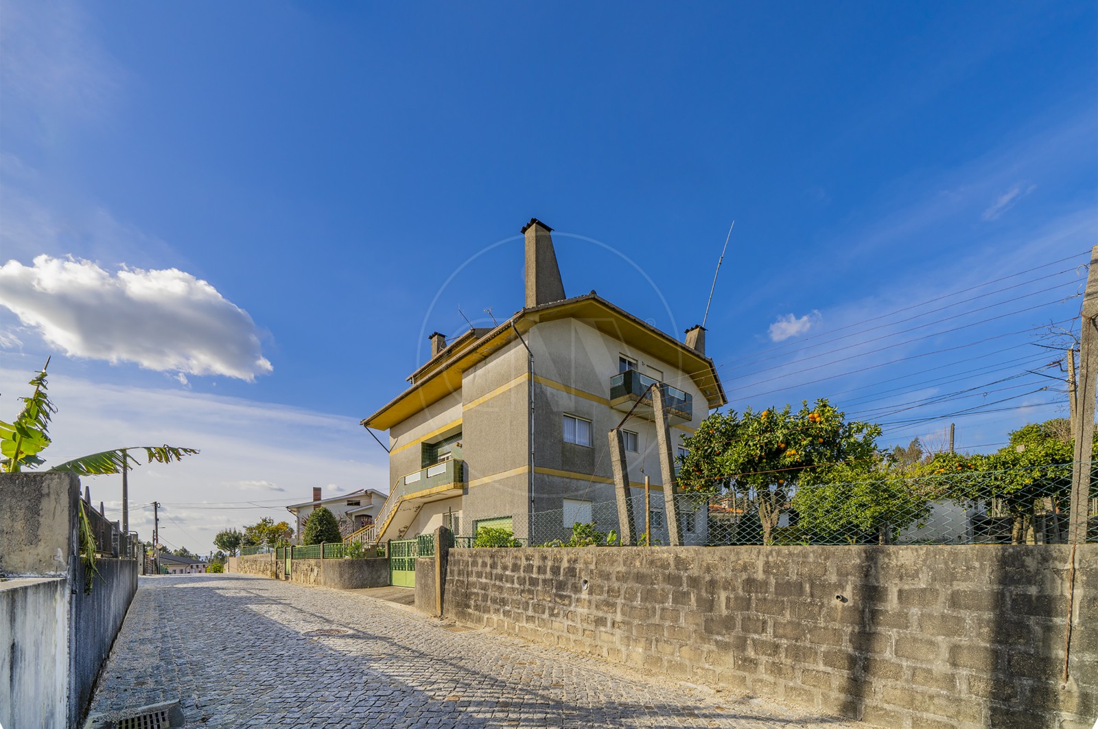 Moradia T6 para Venda em Sequeira, Braga, Braga - Fachada (Imagem 5)