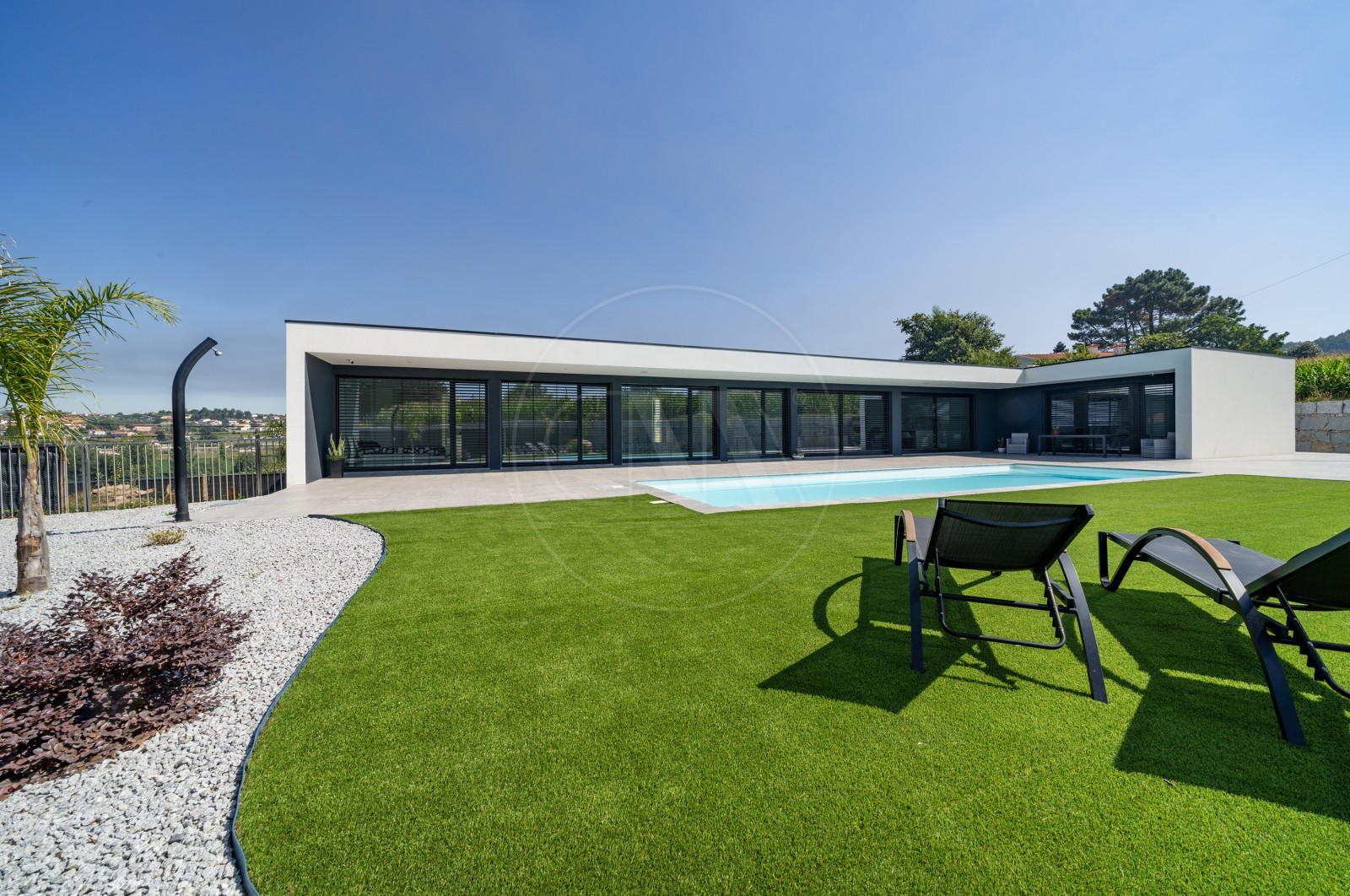 Moradia T4+1 para Venda em Nine, Vila Nova de Famalicão, Braga - Fachada (Imagem 2)