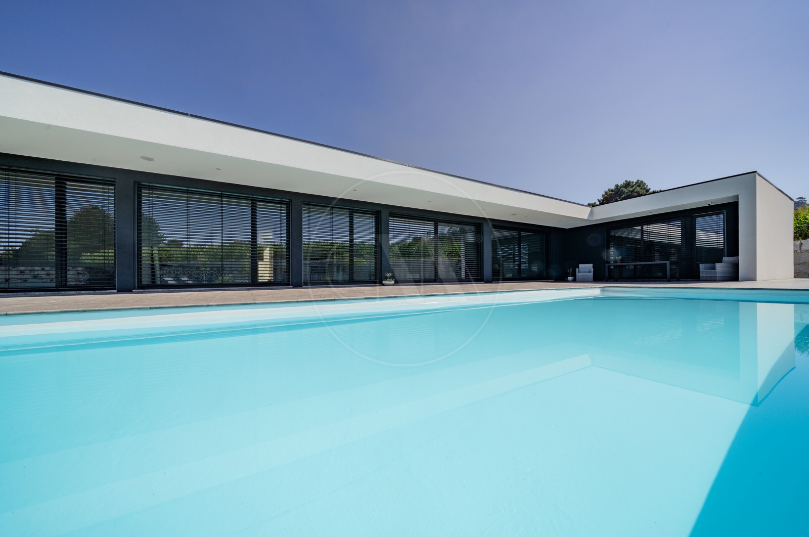 Moradia T4+1 para Venda em Nine, Vila Nova de Famalicão, Braga - Piscina (Imagem 2)