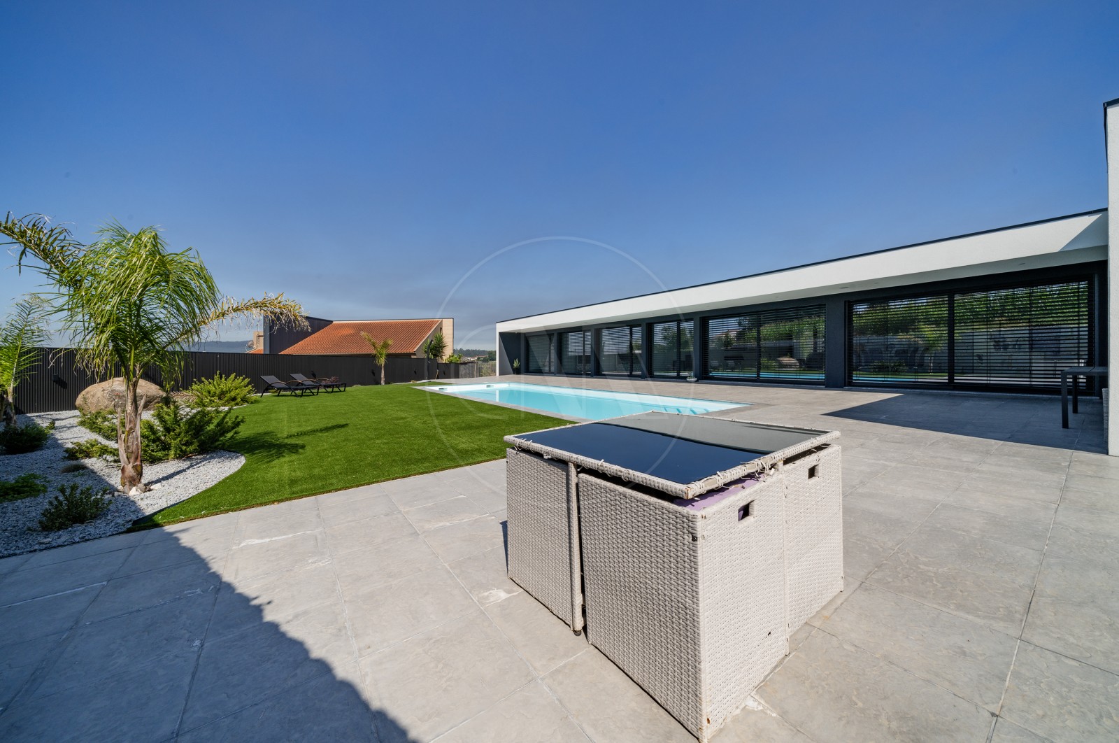 Moradia T4+1 para Venda em Nine, Vila Nova de Famalicão, Braga - Fachada (Imagem 9)