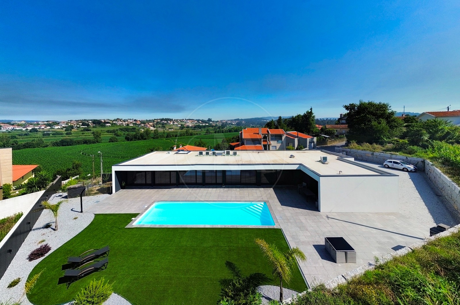 Moradia T4+1 para Venda em Nine, Vila Nova de Famalicão, Braga - Fachada (Imagem 4)