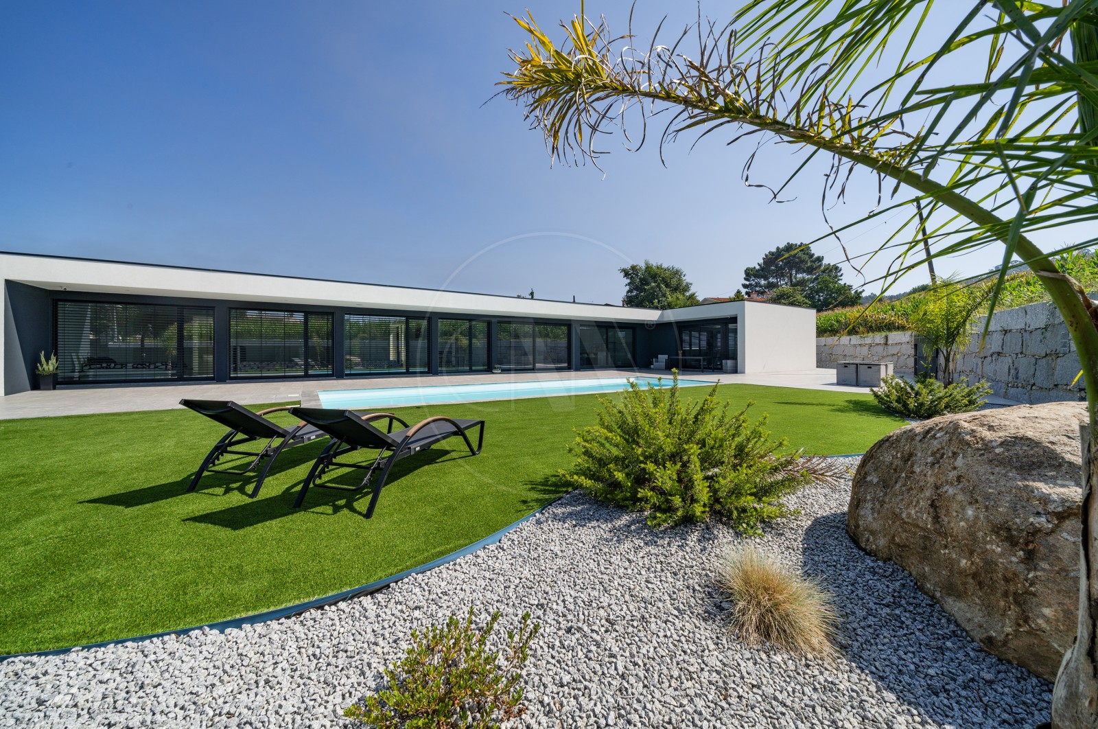 Moradia T4+1 para Venda em Nine, Vila Nova de Famalicão, Braga - Fachada (Imagem 10)