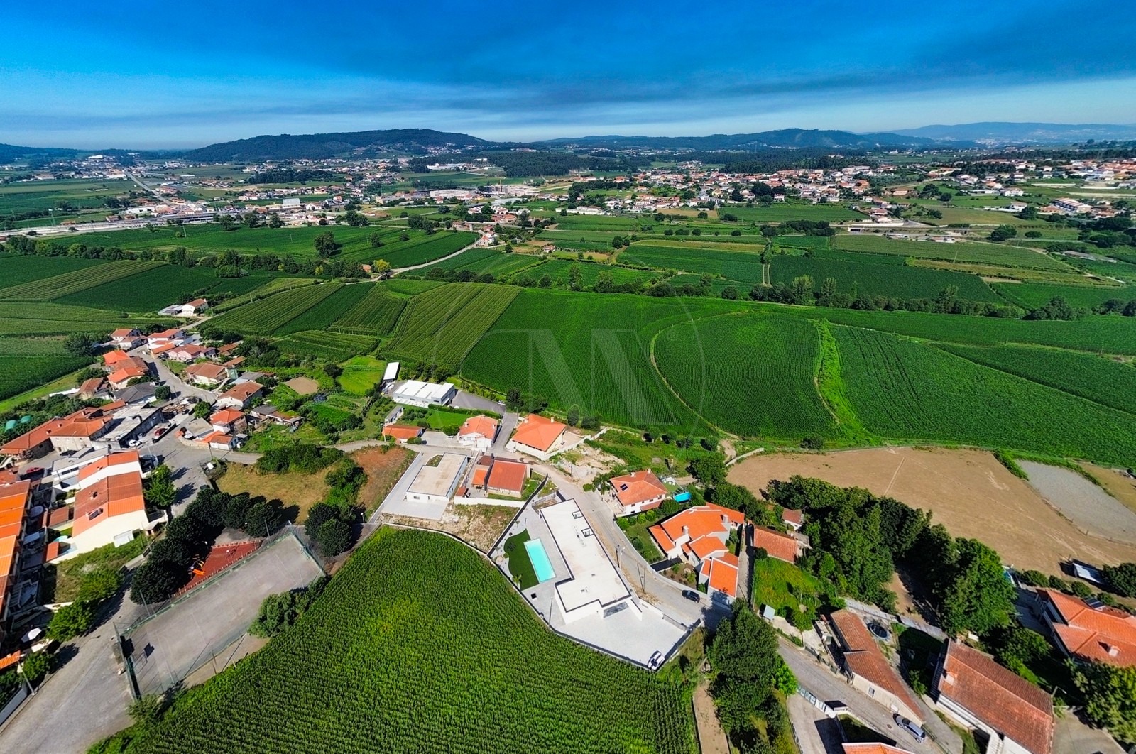 Moradia T4+1 para Venda em Nine, Vila Nova de Famalicão, Braga - Área envolvente (Imagem 1)