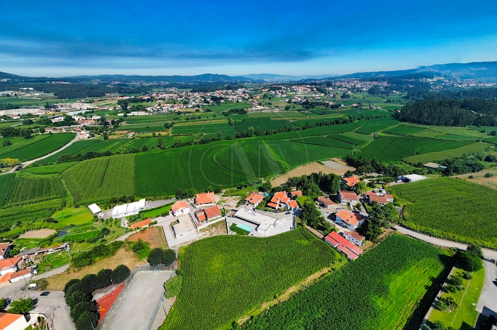 Moradia T4+1 para Venda em Nine, Vila Nova de Famalicão, Braga - Área envolvente (Imagem 2)
