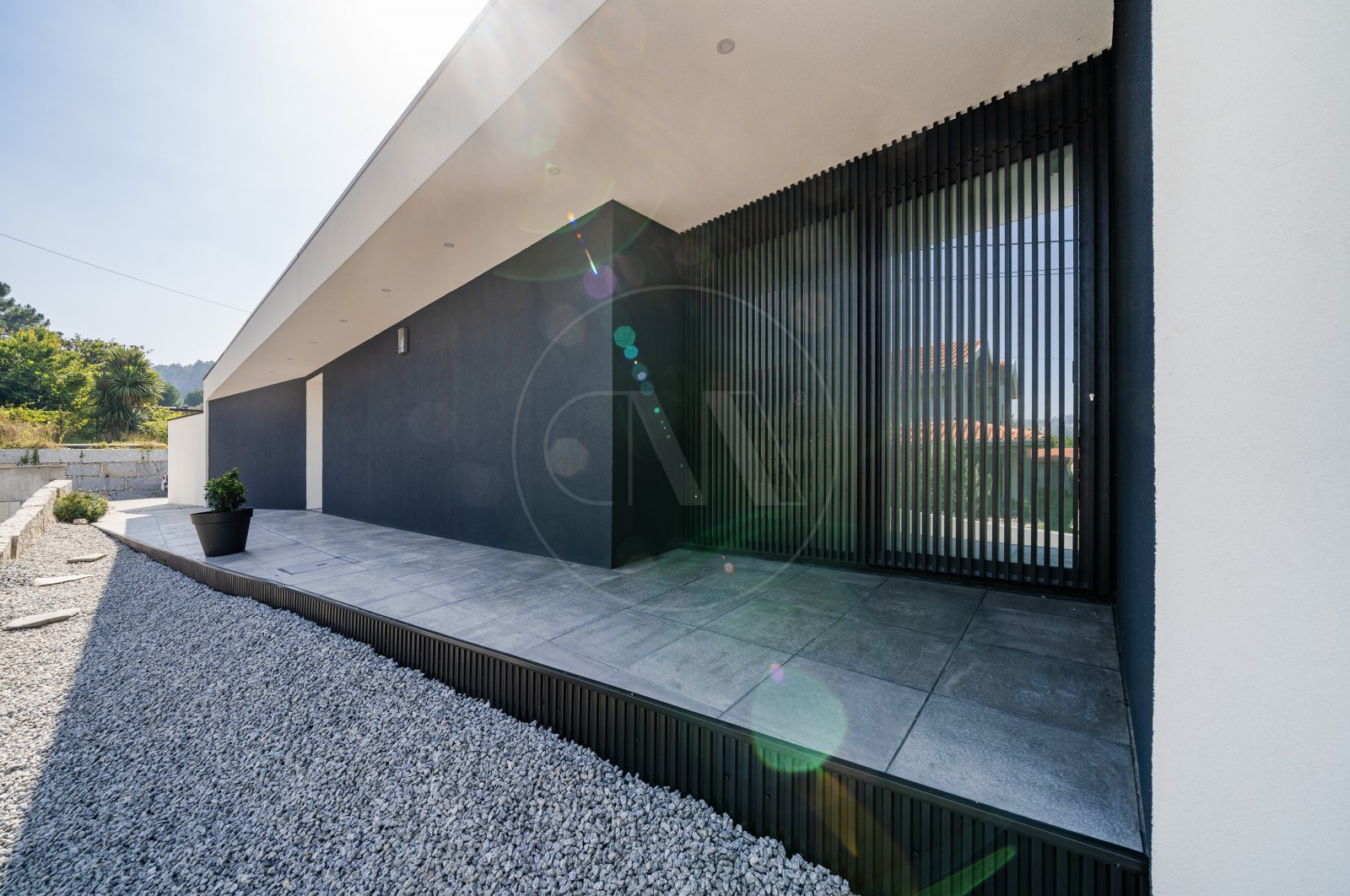 Moradia T4+1 para Venda em Nine, Vila Nova de Famalicão, Braga - Hall de entrada (Imagem 1)