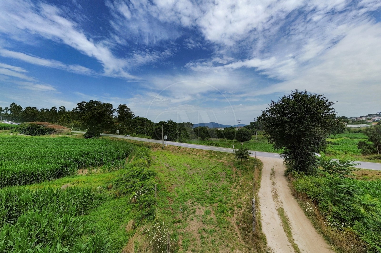 Land Rustic for For sale in Areias de Vilar e Encourados, Barcelos, Braga - Área envolvente (Imagem 6)