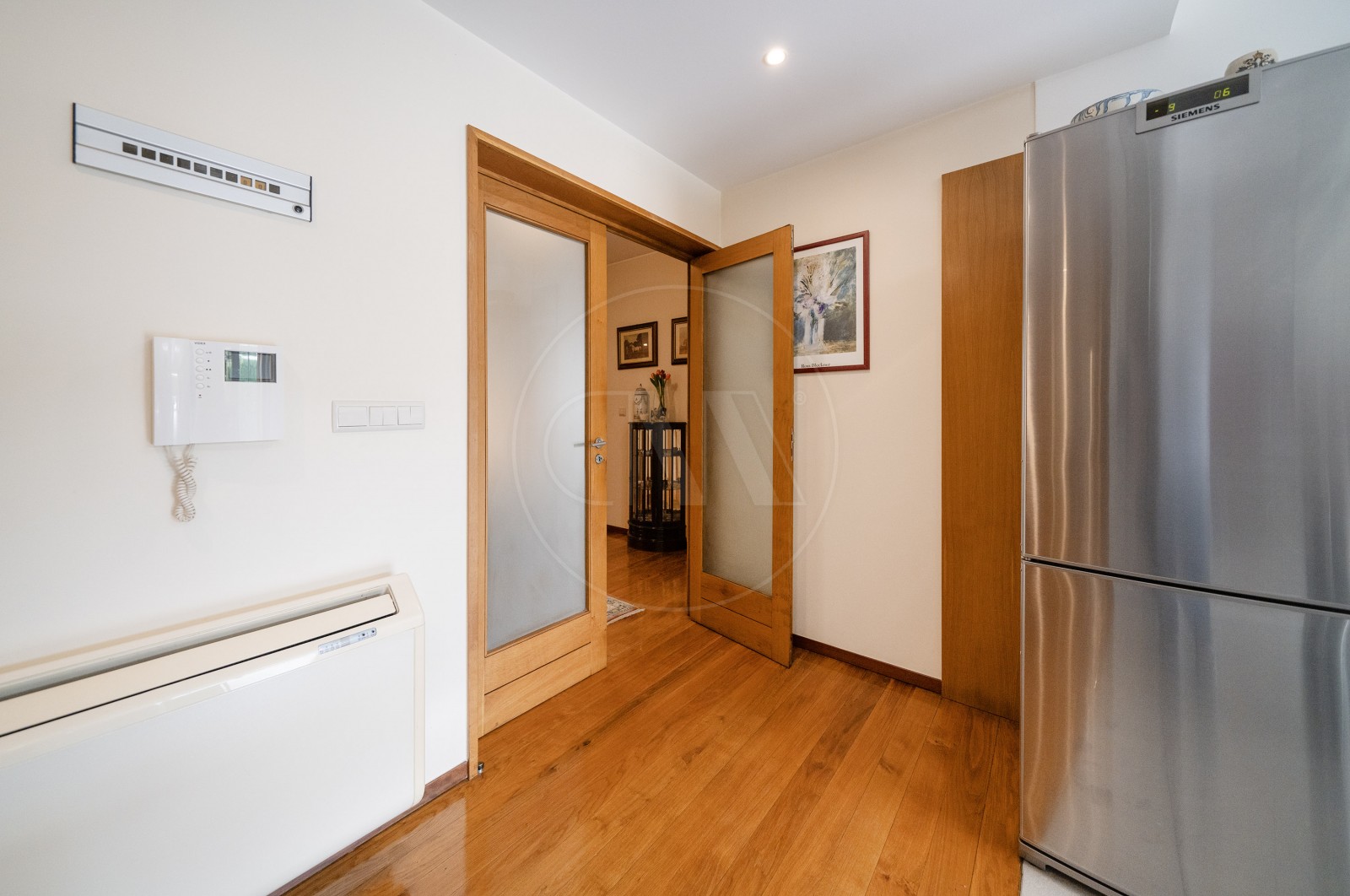 Moradia T6 para Venda em Nogueiró e Tenões, Braga, Braga - Corredor (Imagem 1)