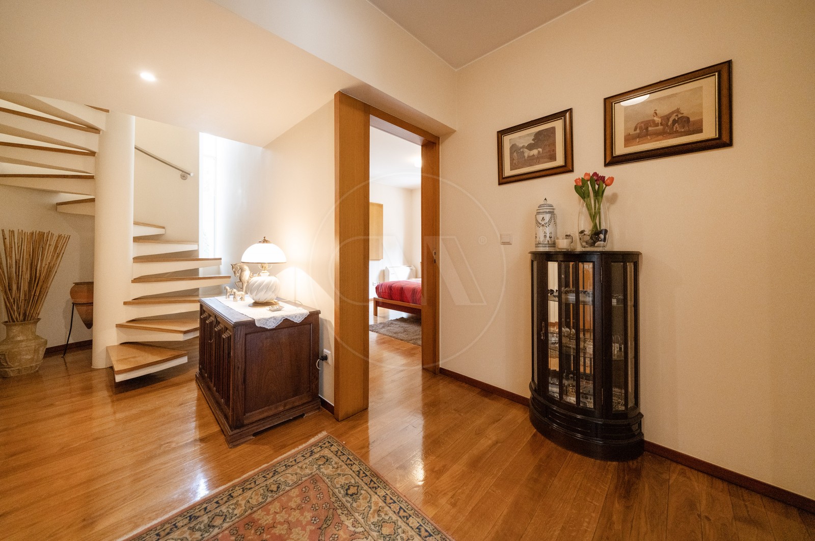 Moradia T6 para Venda em Nogueiró e Tenões, Braga, Braga - Corredor (Imagem 2)