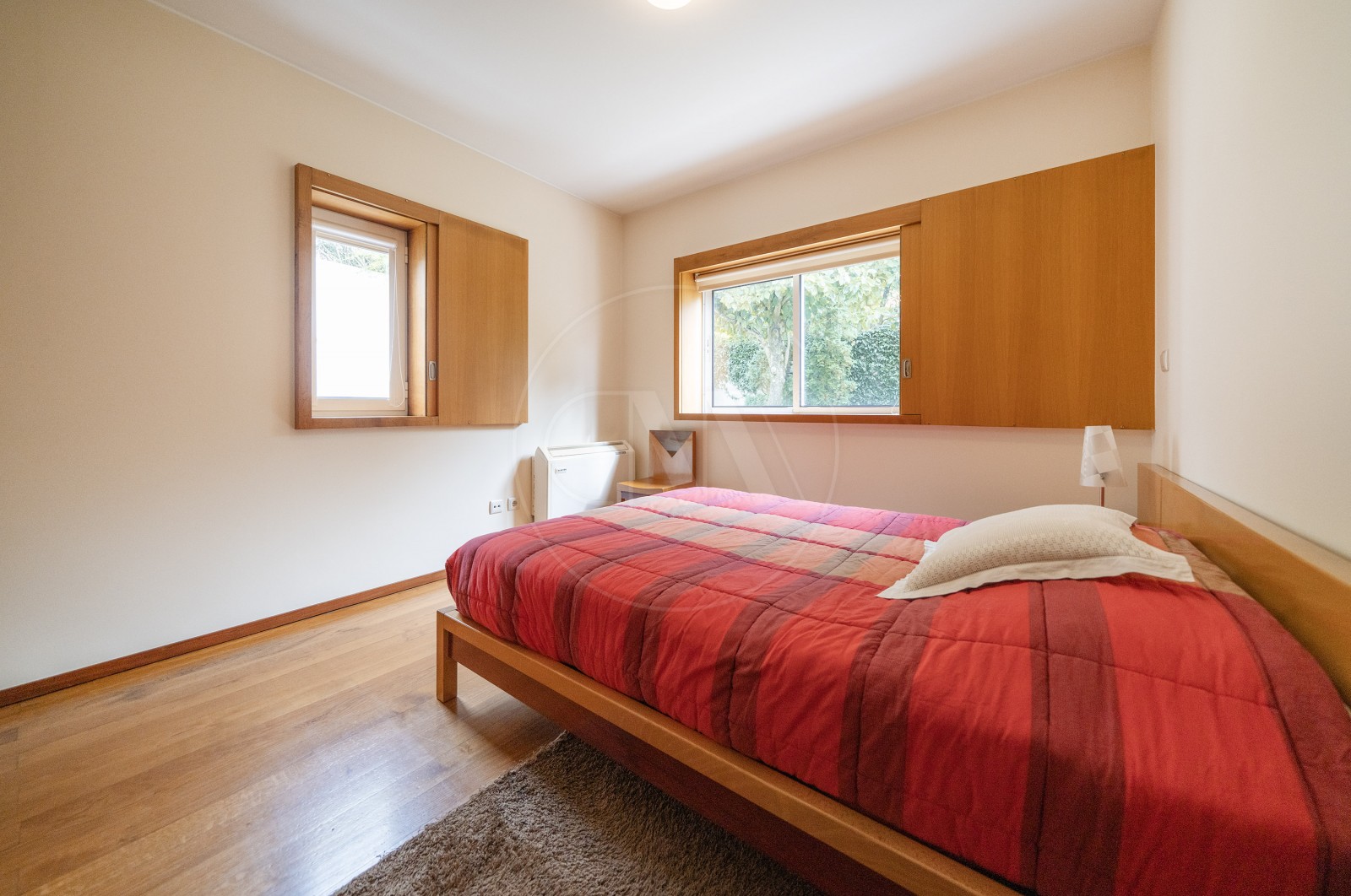 Moradia T6 para Venda em Nogueiró e Tenões, Braga, Braga - Quarto (Imagem 1)