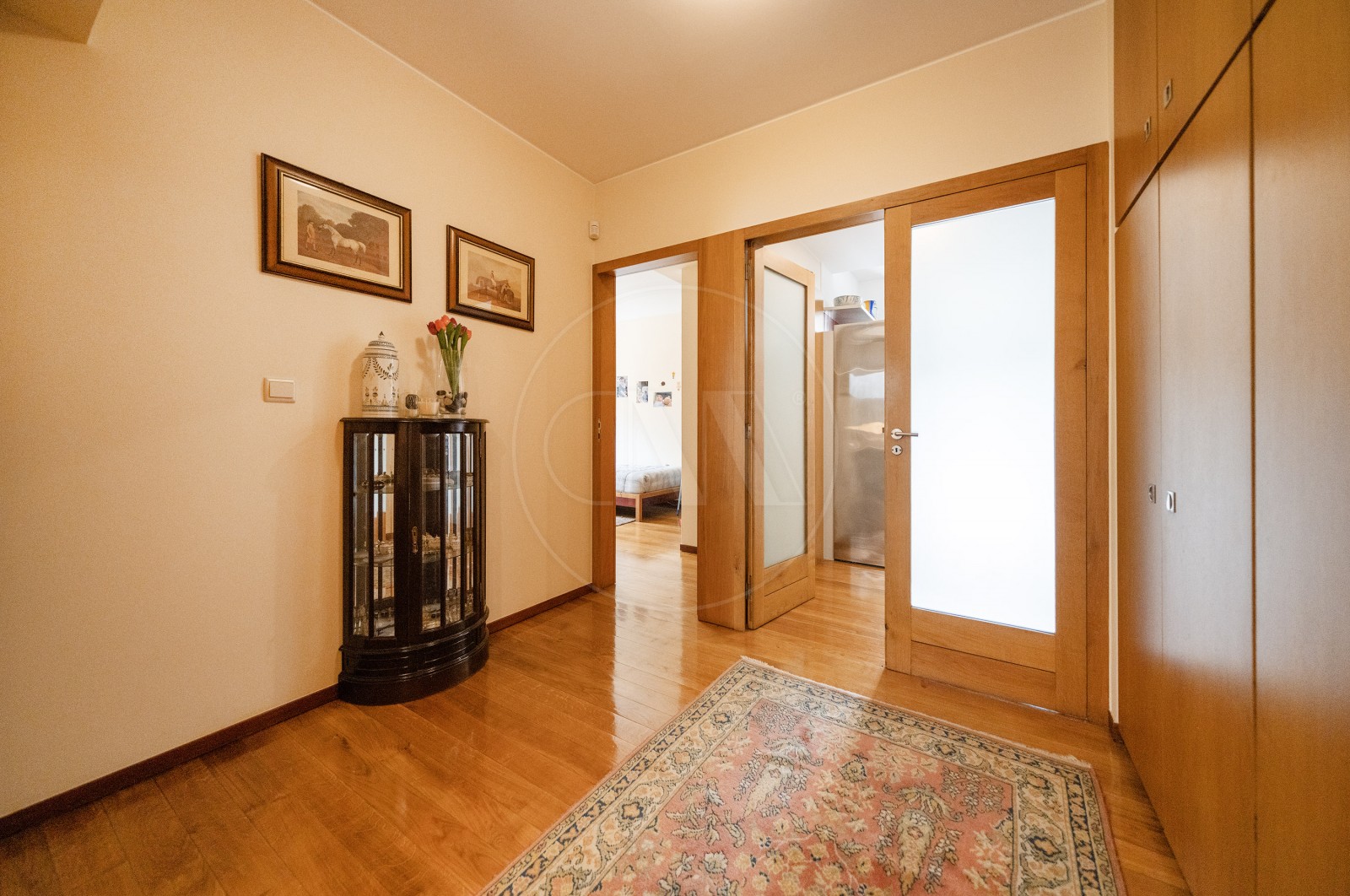 Moradia T6 para Venda em Nogueiró e Tenões, Braga, Braga - Corredor (Imagem 3)