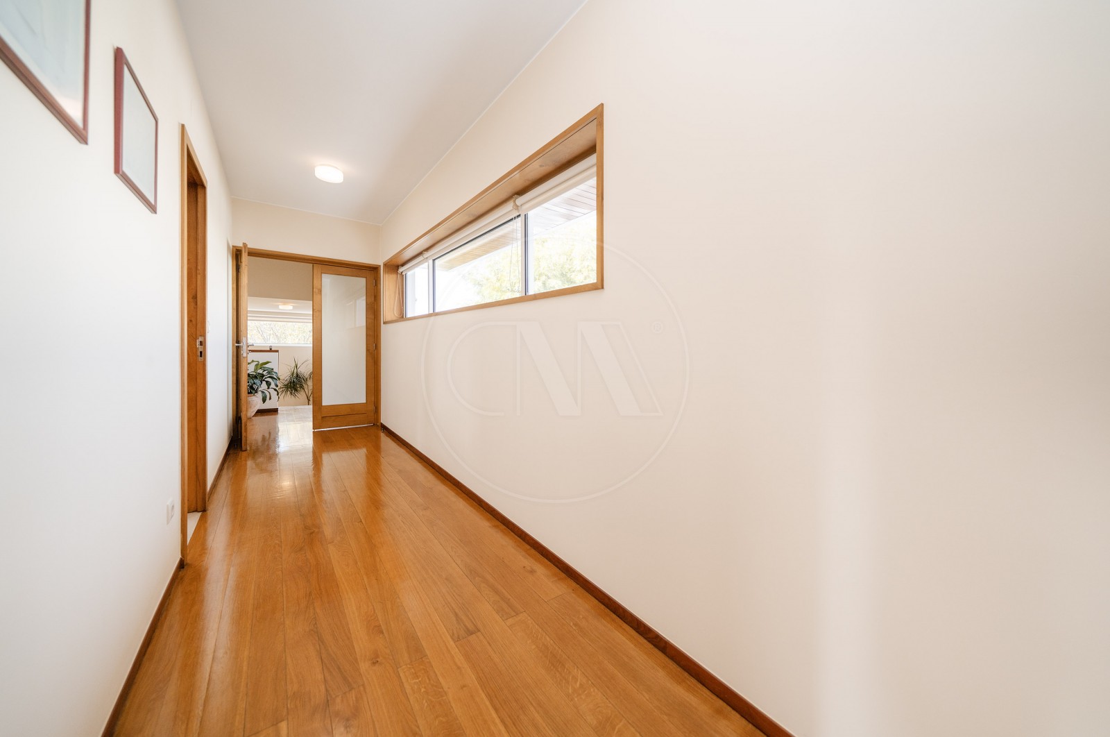 Moradia T6 para Venda em Nogueiró e Tenões, Braga, Braga - Corredor (Imagem 9)