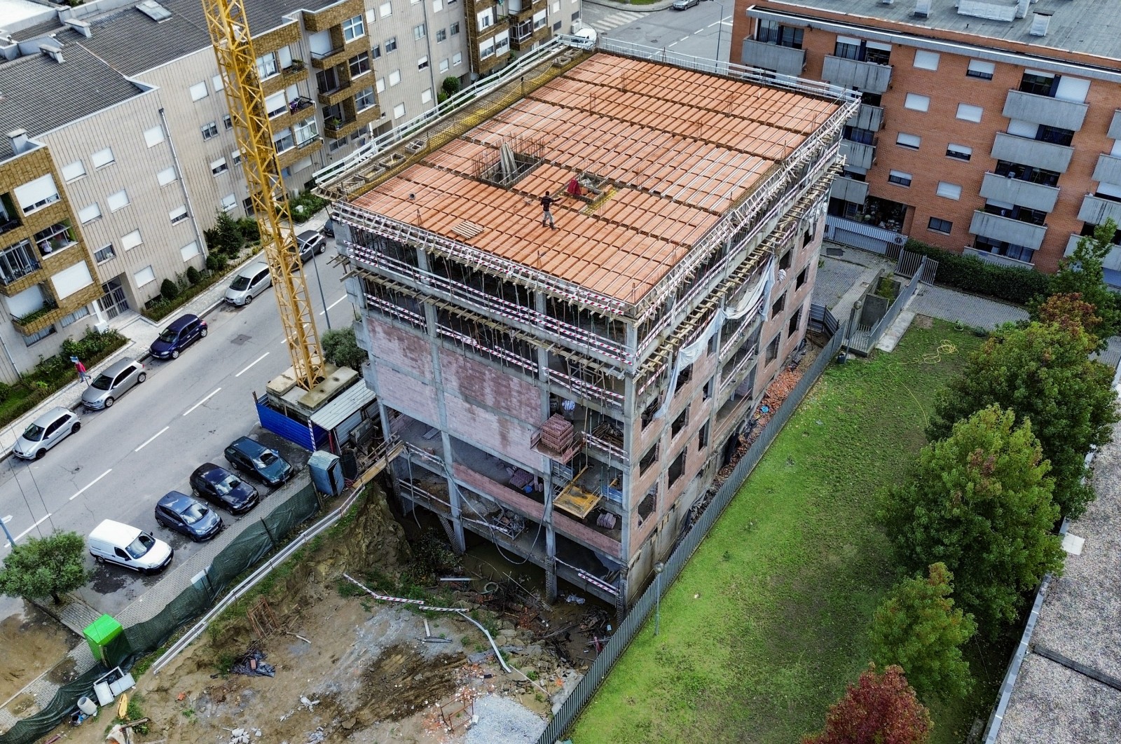 Apartamento T2 para Venda em Ferreiros e Gondizalves, Braga, Braga - Fachada (Imagem 14)
