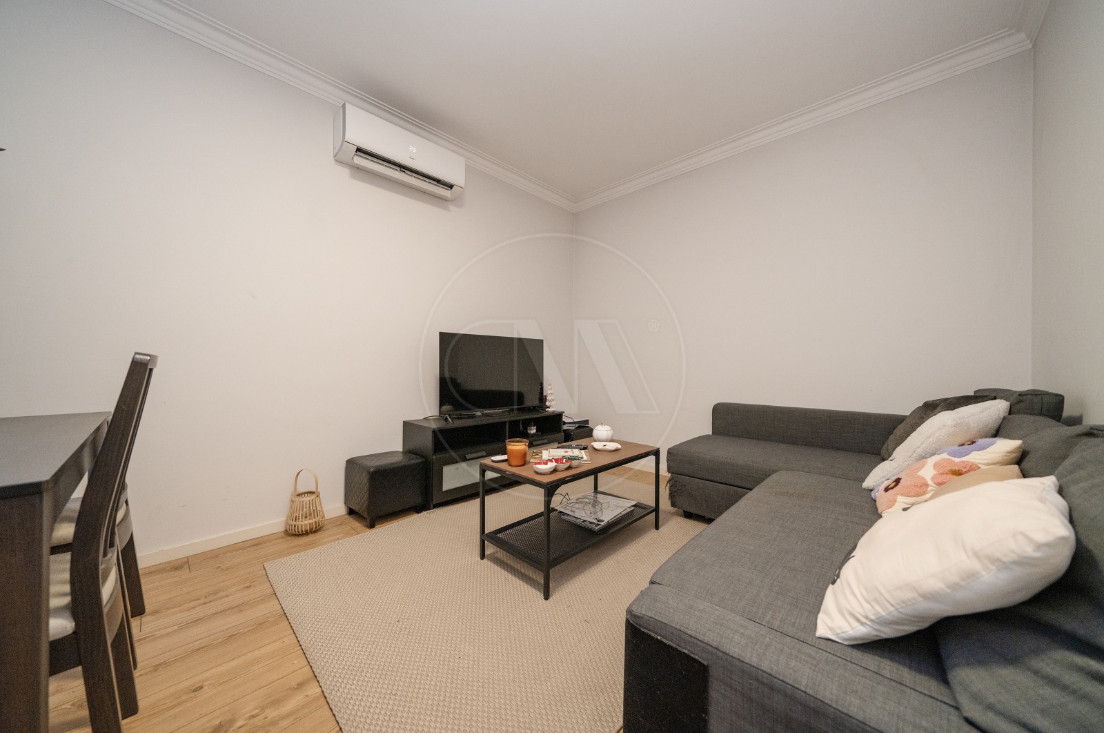 Apartment T1 for For sale in Braga (Maximinos, Sé e Cividade), Braga, Braga - Sala (Imagem 1)