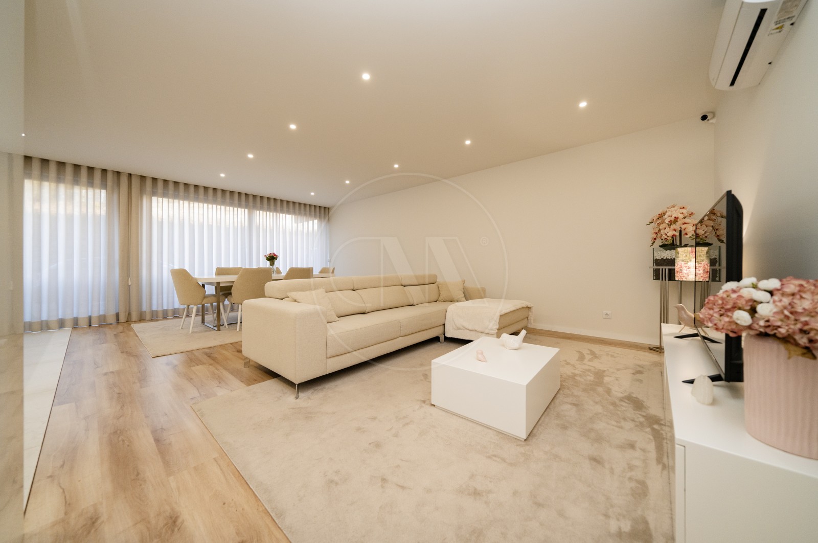 Apartamento T3 para Venda em Gualtar, Braga, Braga - Sala (Imagem 1)