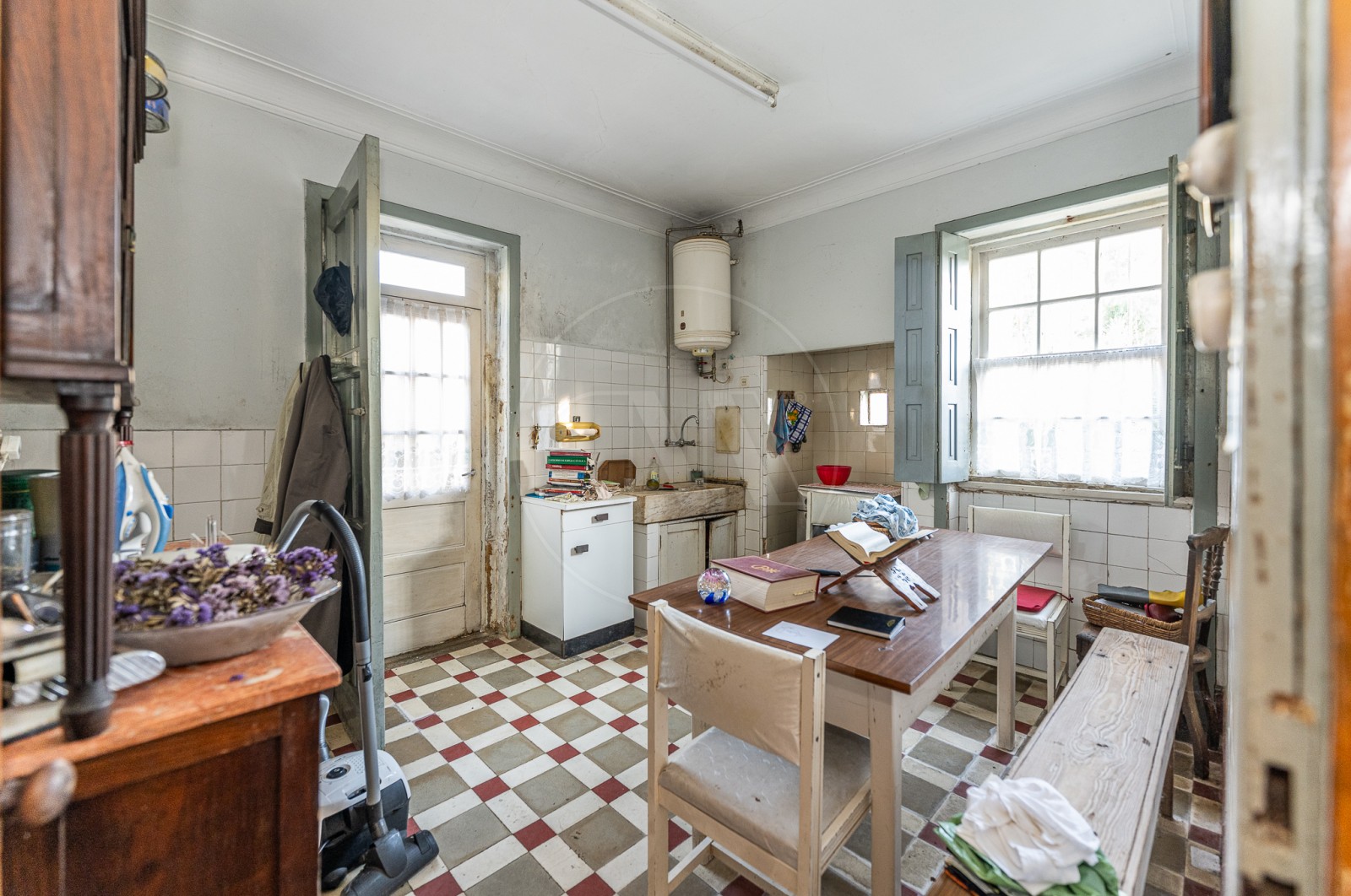 Quinta T3 para Venda em Fânzeres e São Pedro da Cova, Gondomar, Porto - Cozinha (Imagem 1)