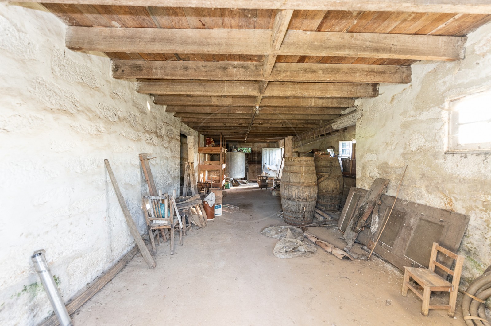 Quinta T3 para Venda em Fânzeres e São Pedro da Cova, Gondomar, Porto - Parqueamento/Garagem (Imagem 1)
