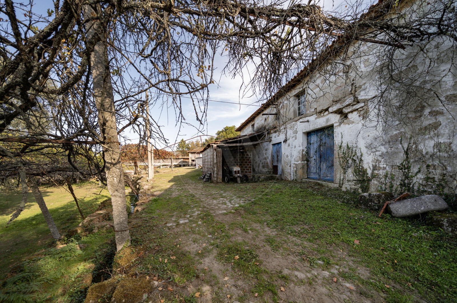 Farm T8 for For sale in Covelas, Póvoa de Lanhoso, Braga - Terreno (Imagem 3)