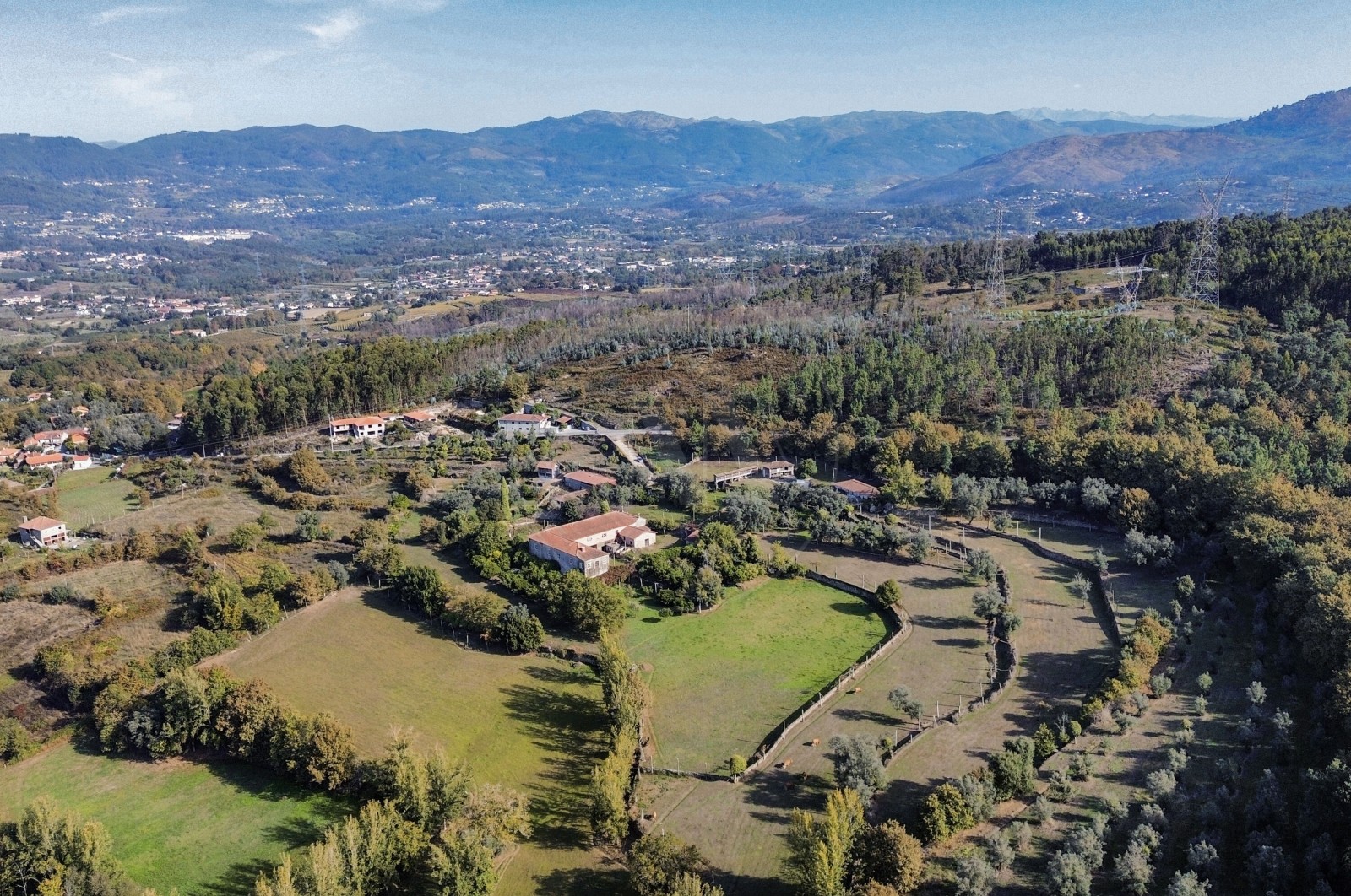 Farm T8 for For sale in Covelas, Póvoa de Lanhoso, Braga - Área envolvente (Imagem 5)