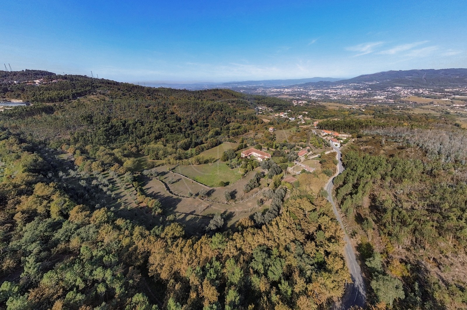 Farm T8 for For sale in Covelas, Póvoa de Lanhoso, Braga - Área envolvente (Imagem 6)