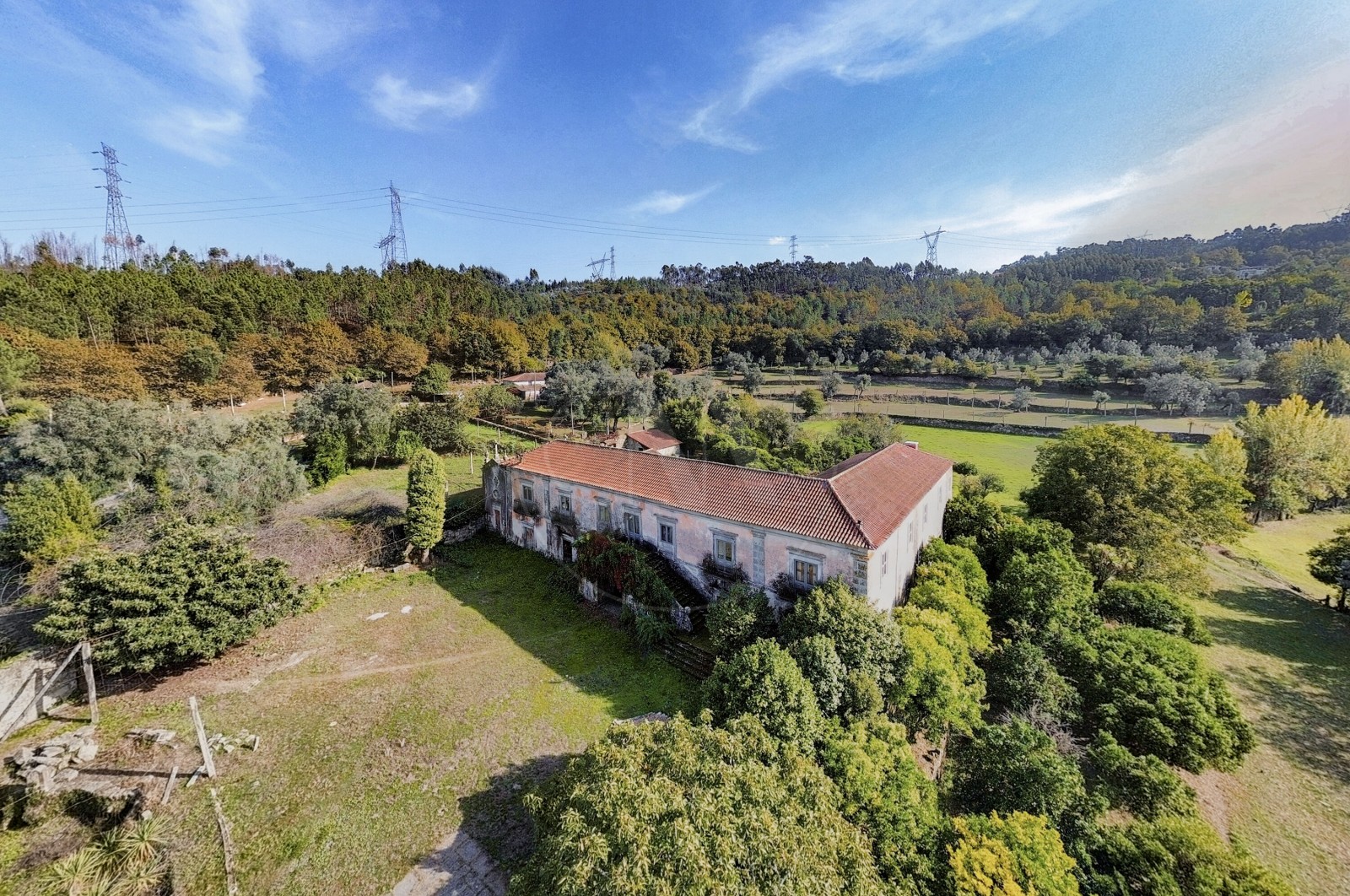 Farm T8 for For sale in Covelas, Póvoa de Lanhoso, Braga - Fachada (Imagem 4)