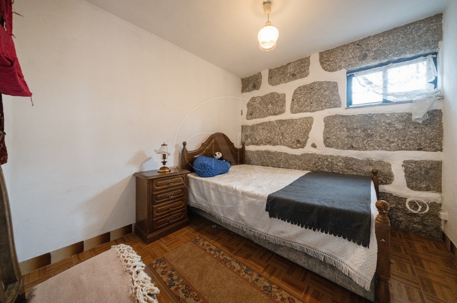 Moradia T2 para Venda em Golães, Fafe, Braga - Quarto (Imagem 1)