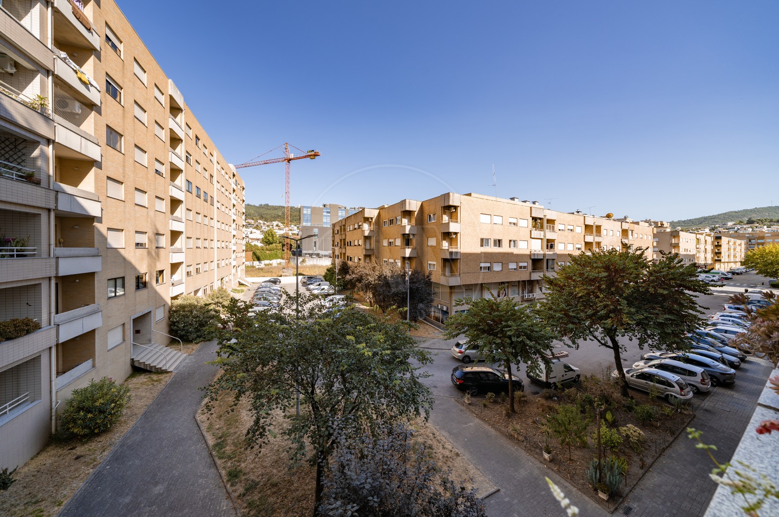 Apartamento T2 para Venda em Nogueira, Fraião e Lamaçães, Braga, Braga - Vistas (Imagem 3)