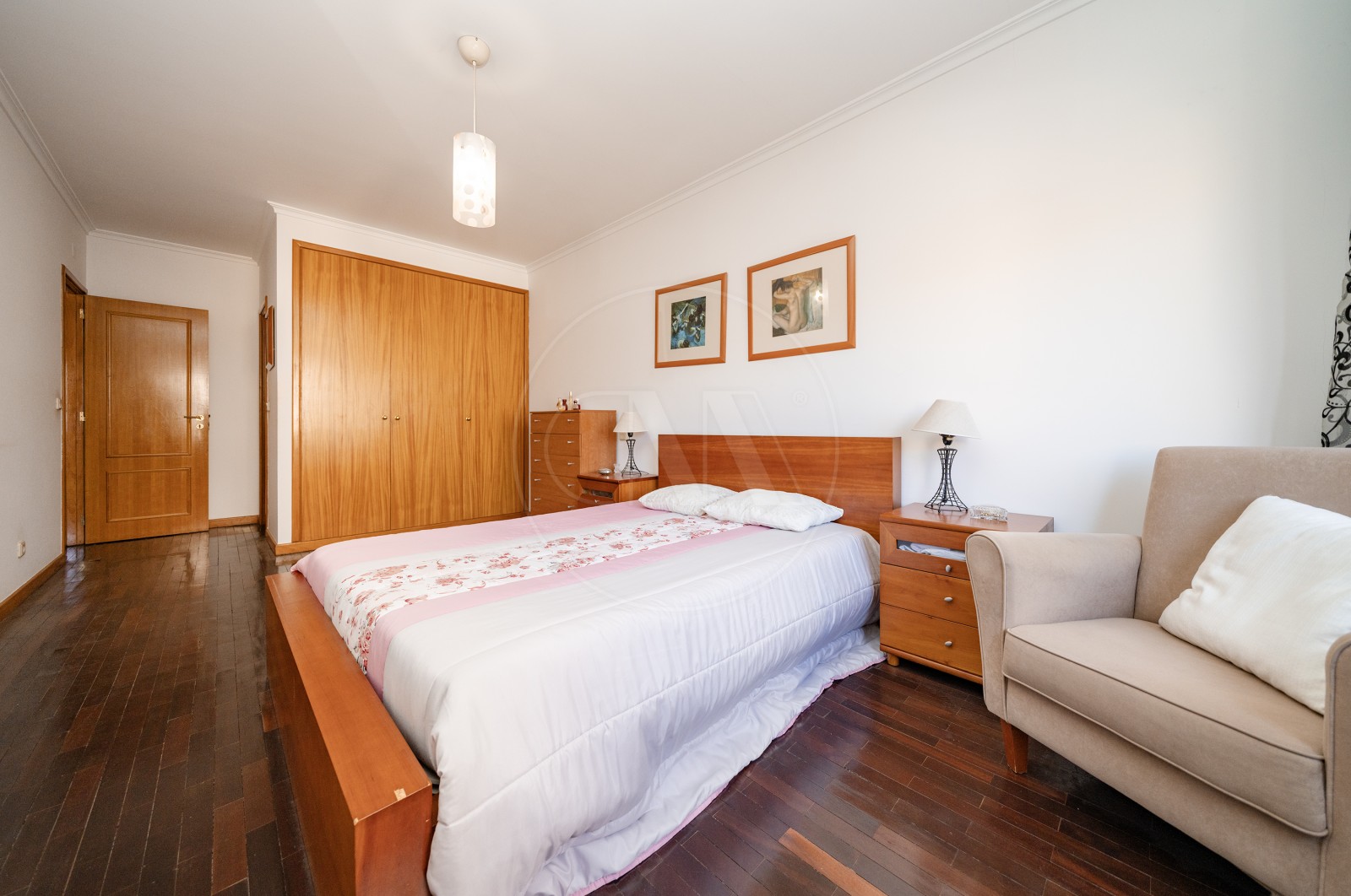 Apartamento T2 para Venda em Nogueira, Fraião e Lamaçães, Braga, Braga - Suite (Imagem 2)