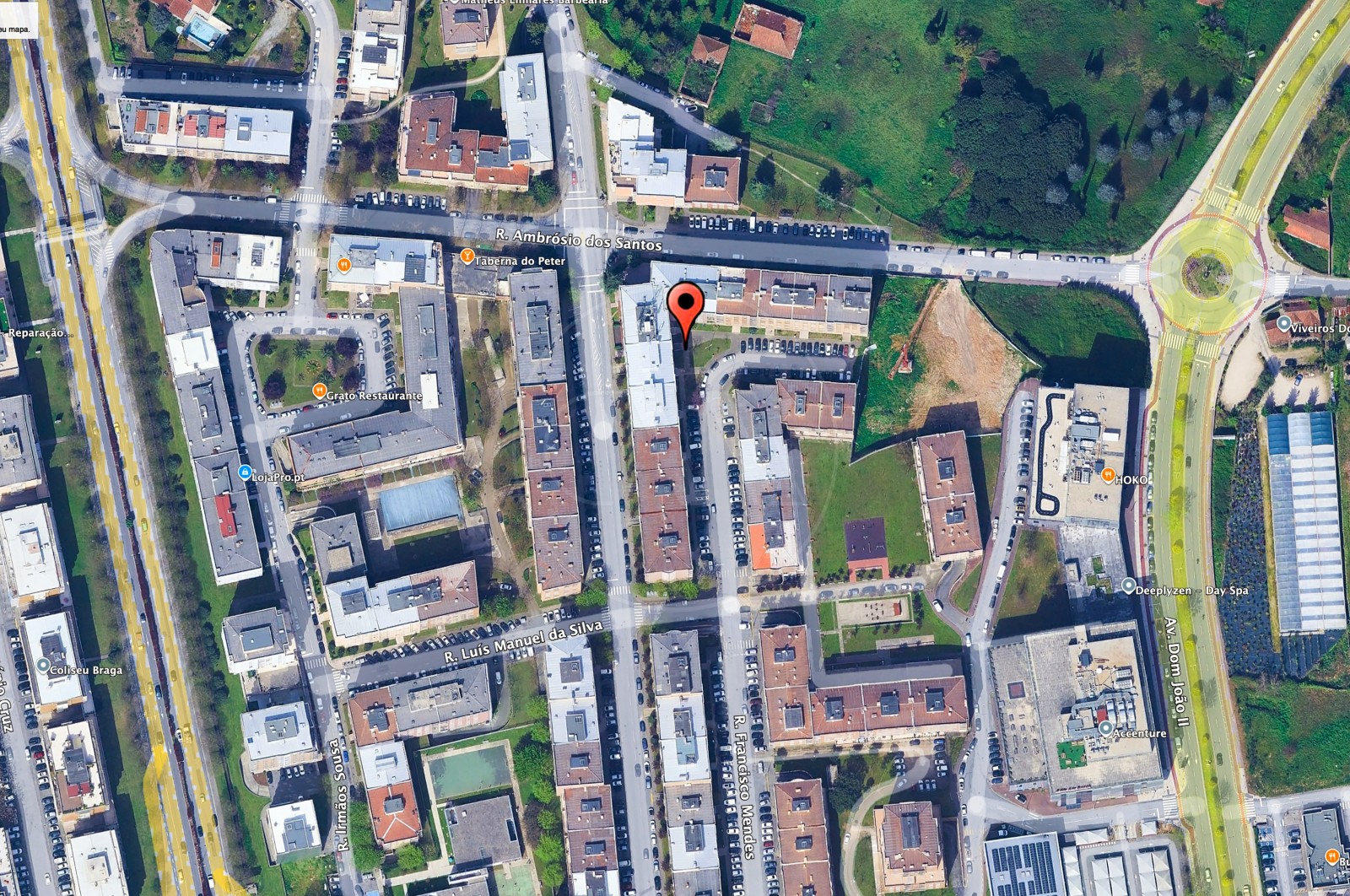 Apartamento T2 para Venda em Nogueira, Fraião e Lamaçães, Braga, Braga - Área envolvente (Imagem 1)