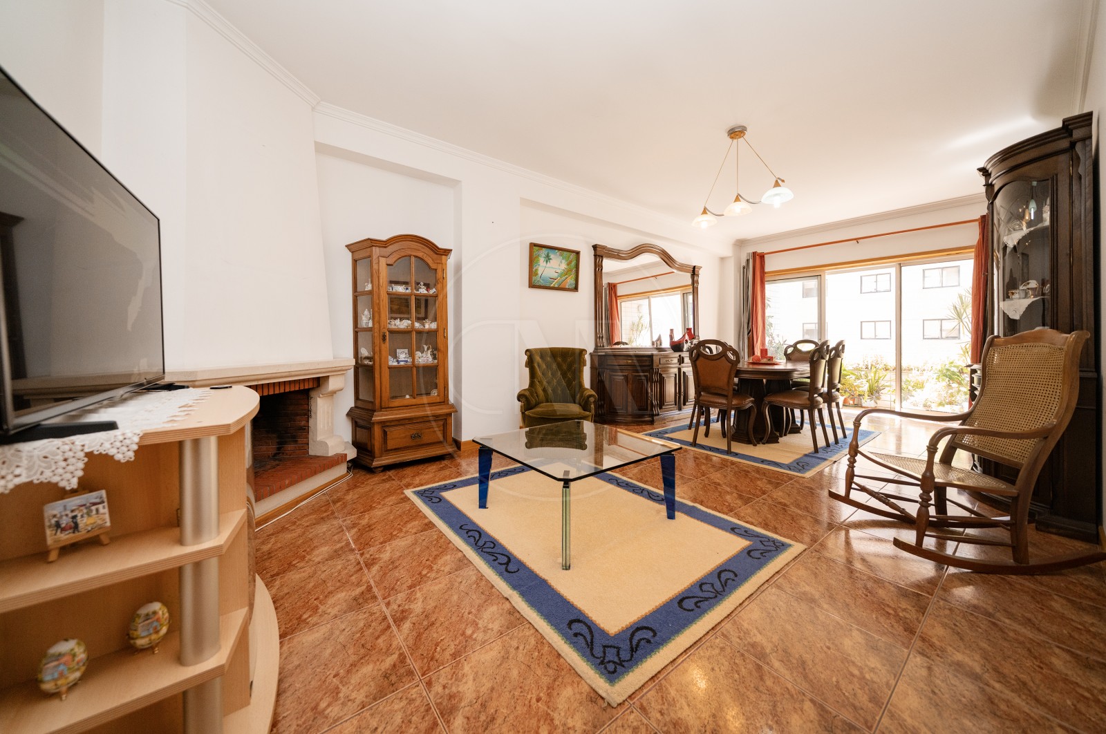 Apartamento T2 para Venda em Nogueira, Fraião e Lamaçães, Braga, Braga - Sala (Imagem 1)